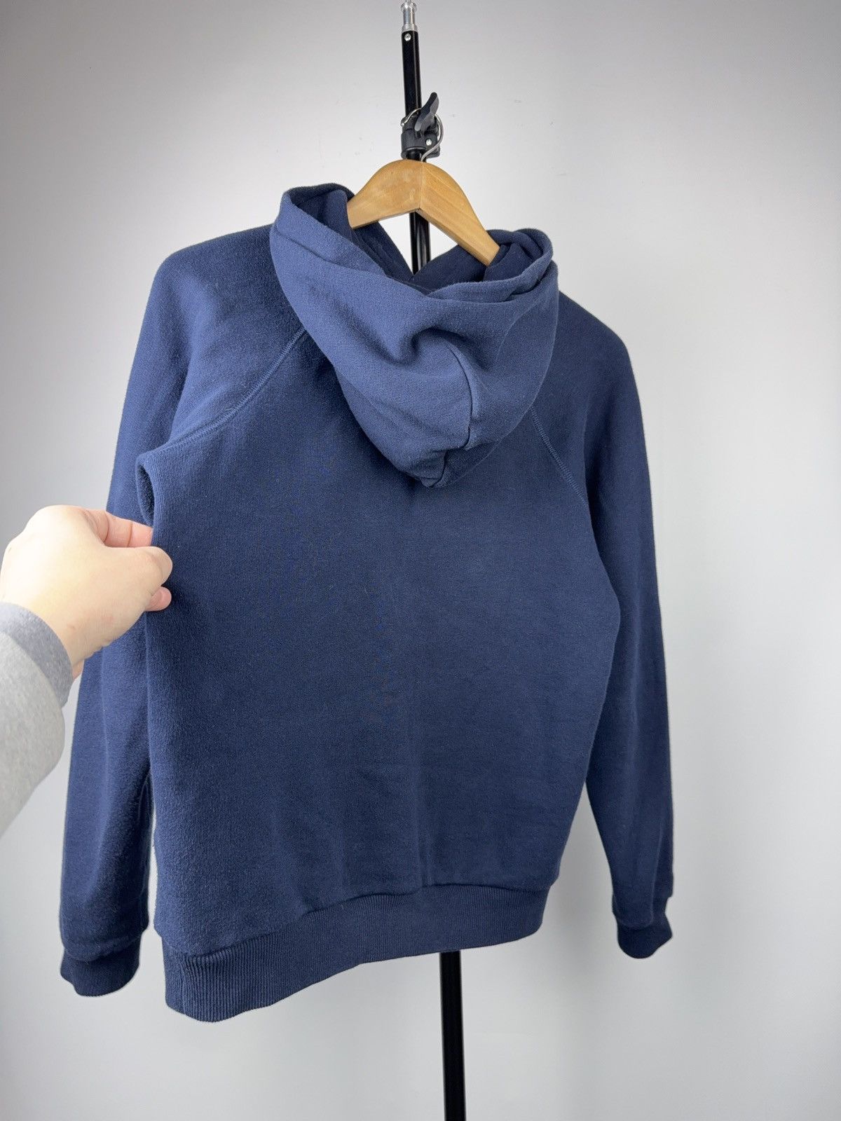 Polo Ralph Lauren 00s Polo Ralph Lauren Navy Cropped Hoodie Red Pony Logo Size M / US 6-8 / IT 42-44 - 14 Thumbnail