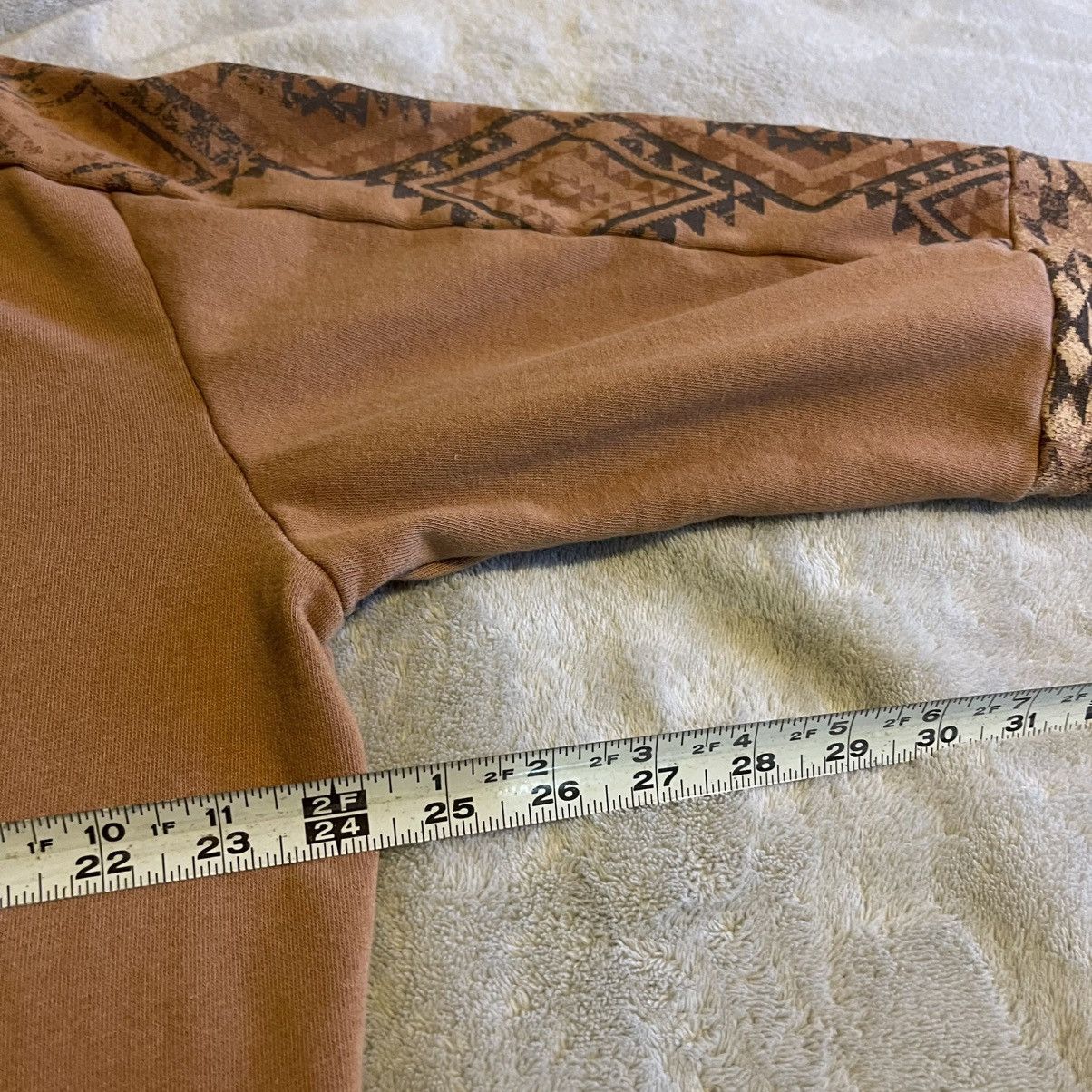 BKE BKE Hoodie Women Medium Brown Aztec Sweatshirt Sweater Size M / US 6-8 / IT 42-44 - 6 Thumbnail