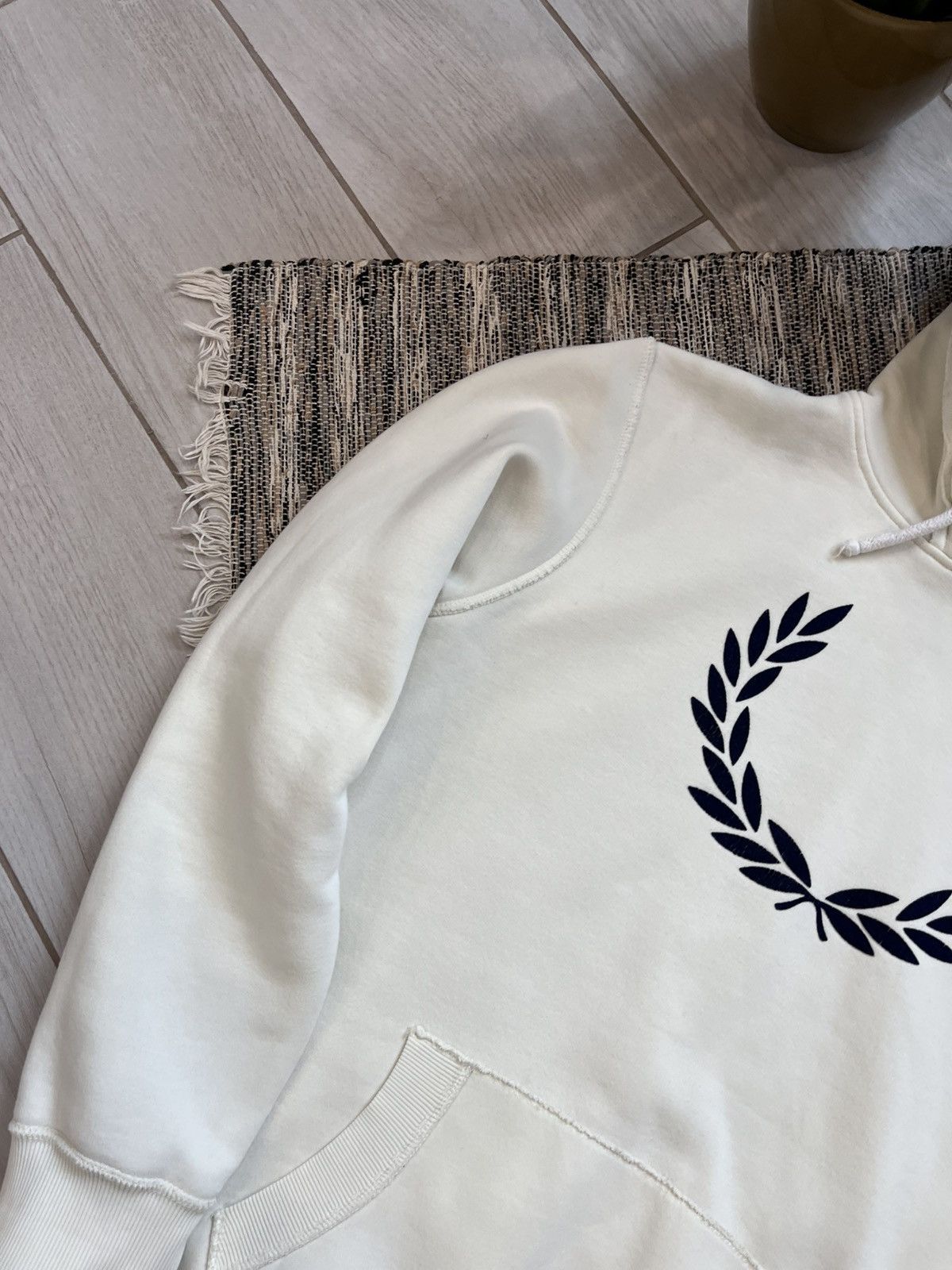 Fred Perry × Vintage Vintage Fred Perry Hoodie Fleece Big Logo Beige oversize Size US XXL / EU 58 / 5 - 4 Thumbnail