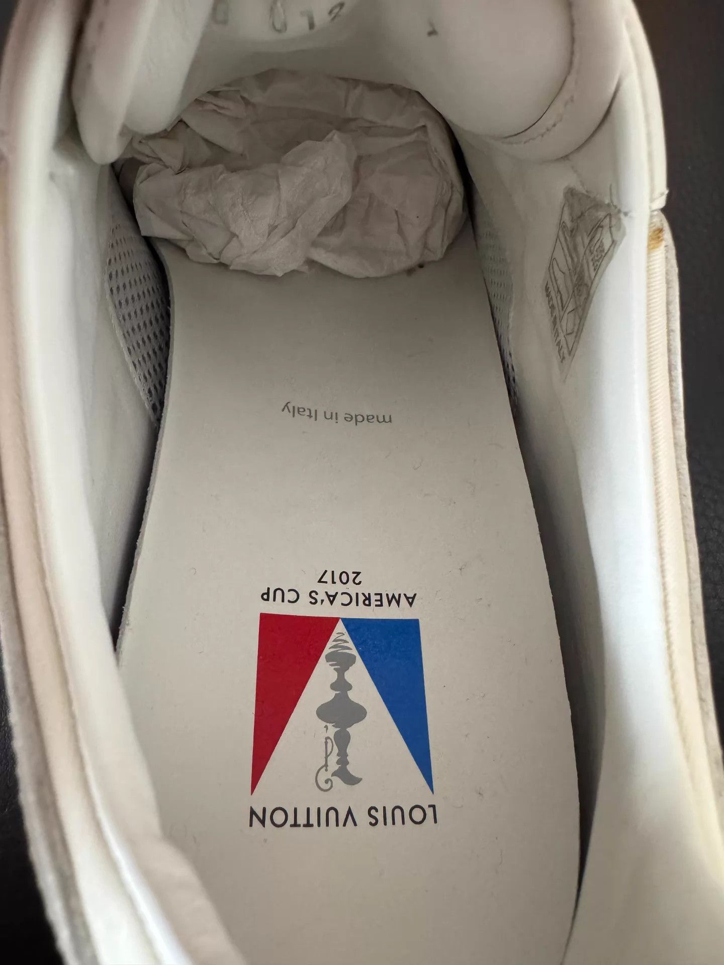 Louis Vuitton LV Men's Sneaker UK7 (41) New Unworn Size US 8 / EU 41 - 9 Thumbnail