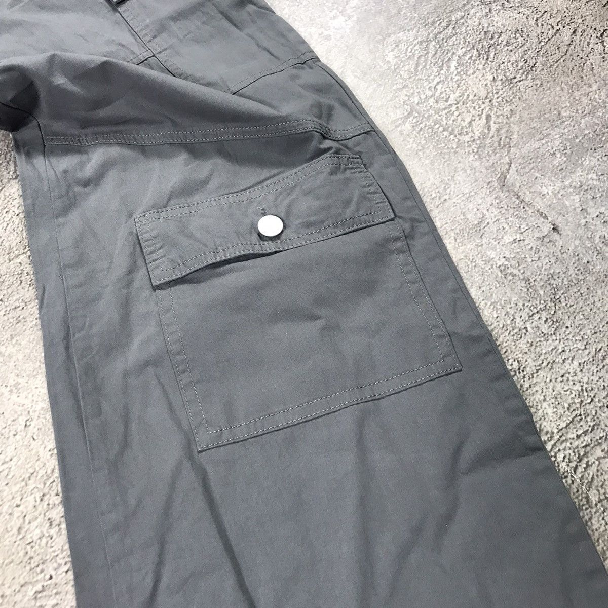 Vintage Y2K Baggy Cargo Pants Flared Parachute Streetwear Faded 29 Size US 29 - 3 Thumbnail