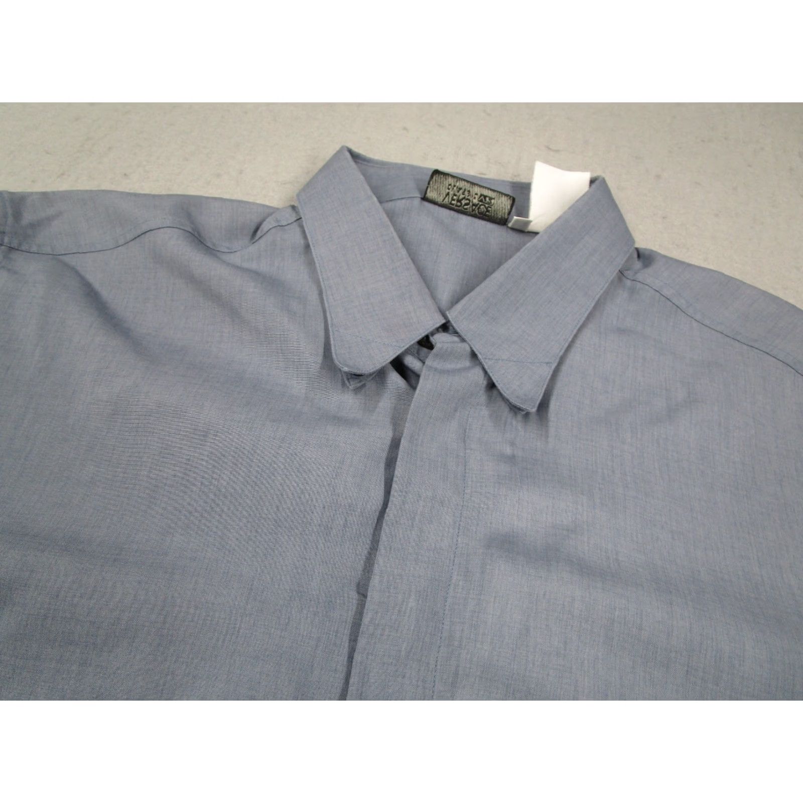 Versace VINTAGE Versace Classic V2 Shirt Mens Blue 42 Button Up Long Sleeve Y2K Size US XL / EU 56 / 4 - 2 Thumbnail