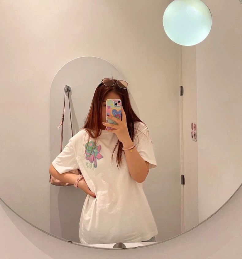 Dior Dior White floral plush cotton round-neck short-sleeved T-s Size US XS / EU 42 / 0 - 9 Thumbnail