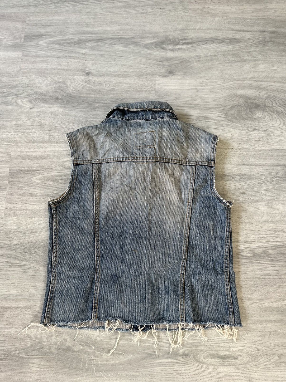 Helmut Lang 2002 Vintage Sanded Sleeveless Denim Trucker Jacket Archive Size M / US 6-8 / IT 42-44 - 5 Thumbnail