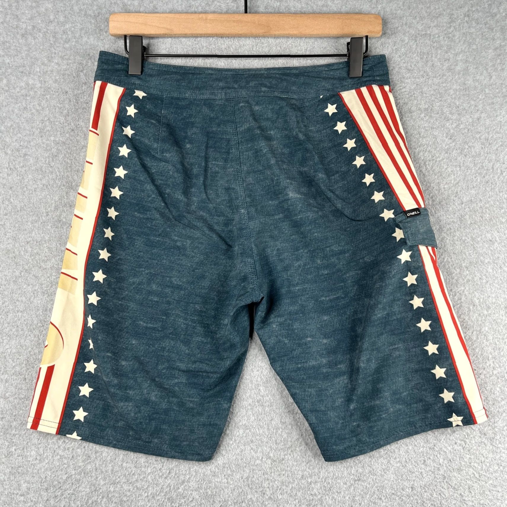 O'Neill O'Neill Swim Trunks Mens 28 Navy Blue USA Stars Cargo Pocket Board Shorts Size US 28 / EU 44 - 7 Thumbnail