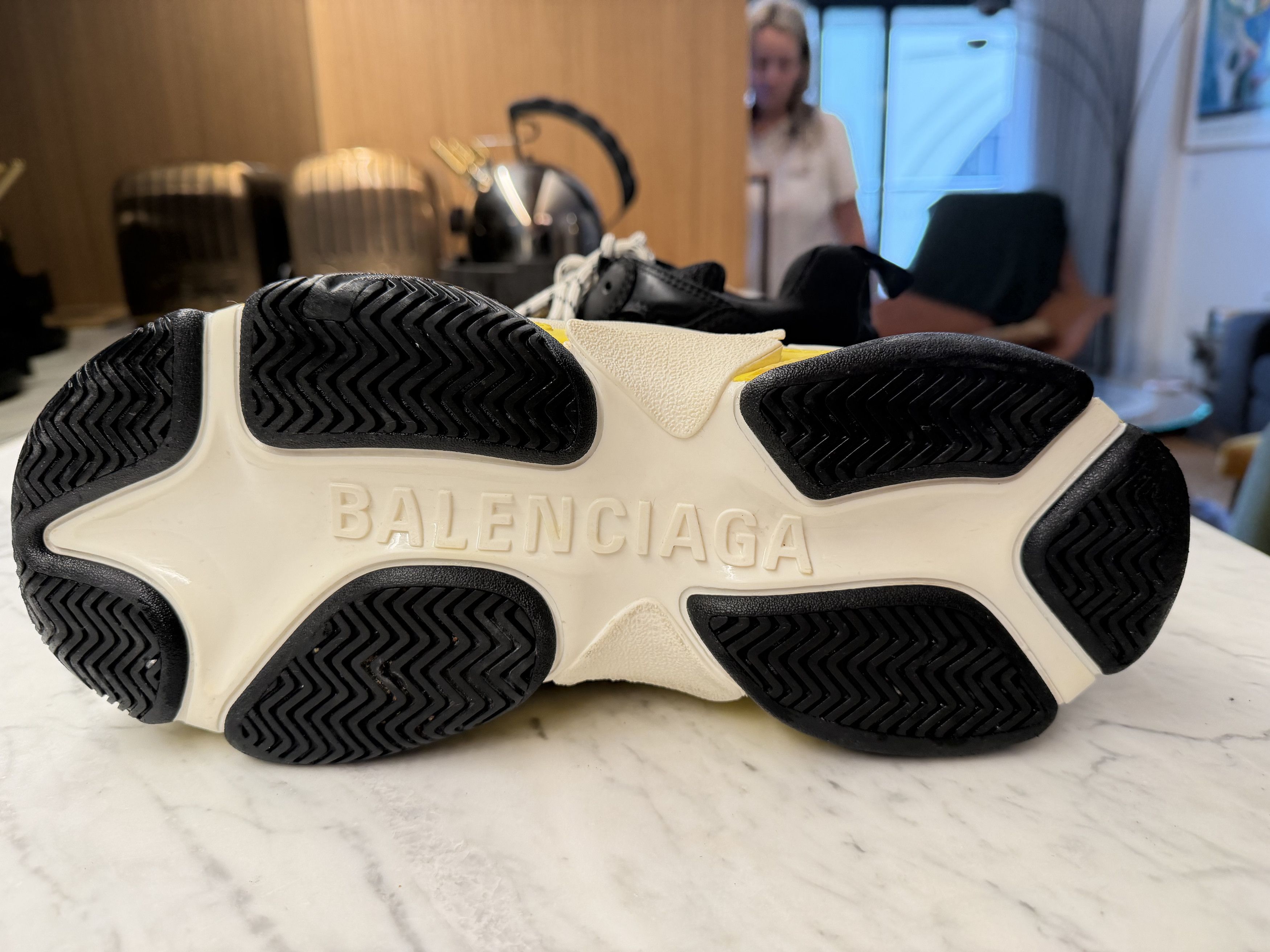 Balenciaga Balenciaga Black /Yellow Leather/Mesh Triple S Sneakers S43 Size US 10 / EU 43 - 6 Thumbnail