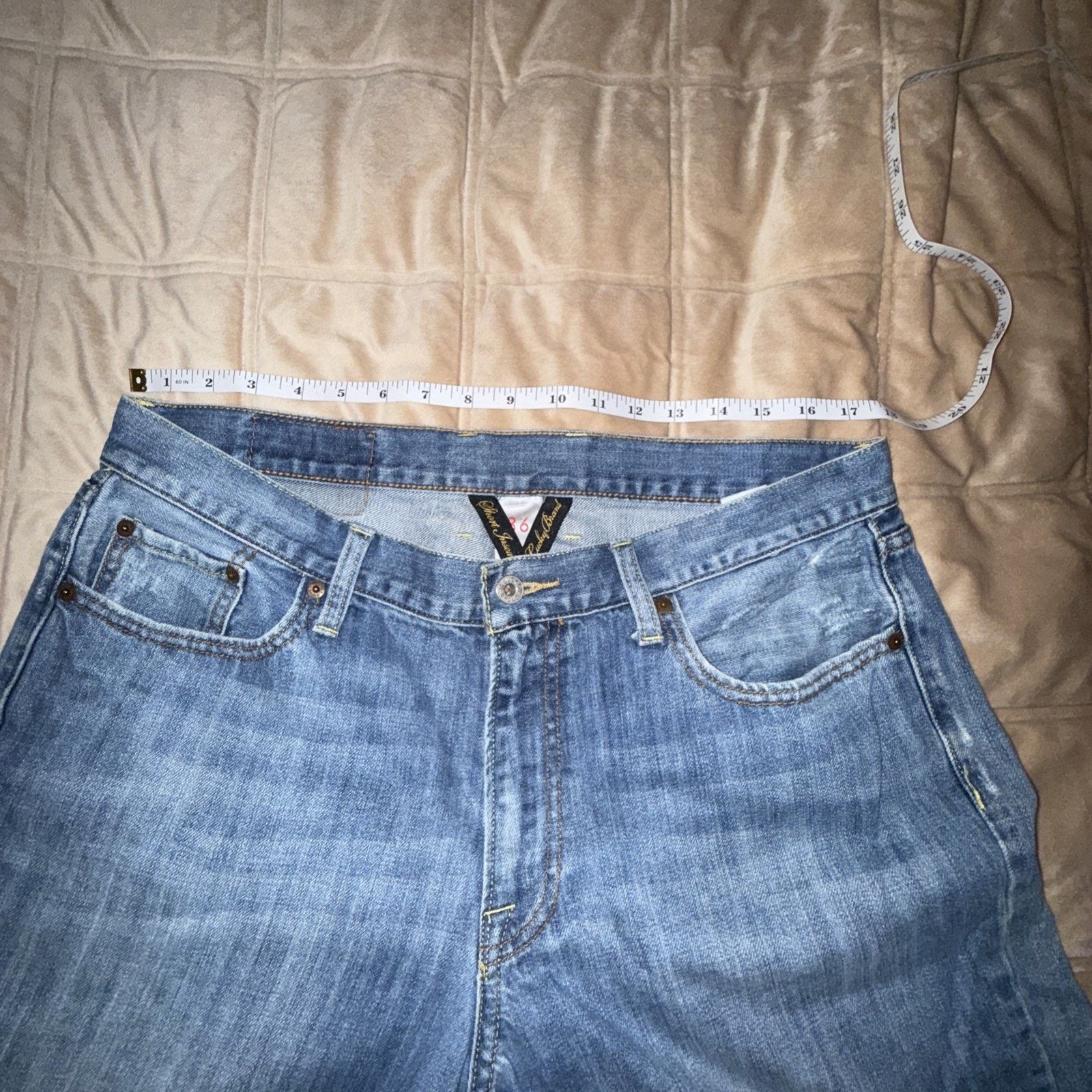 Lucky Brand Vintage Lucky Brand Jeans Size 36 x 31 Mid Wash 100% Cotton Size US 36 / EU 52 - 8 Thumbnail