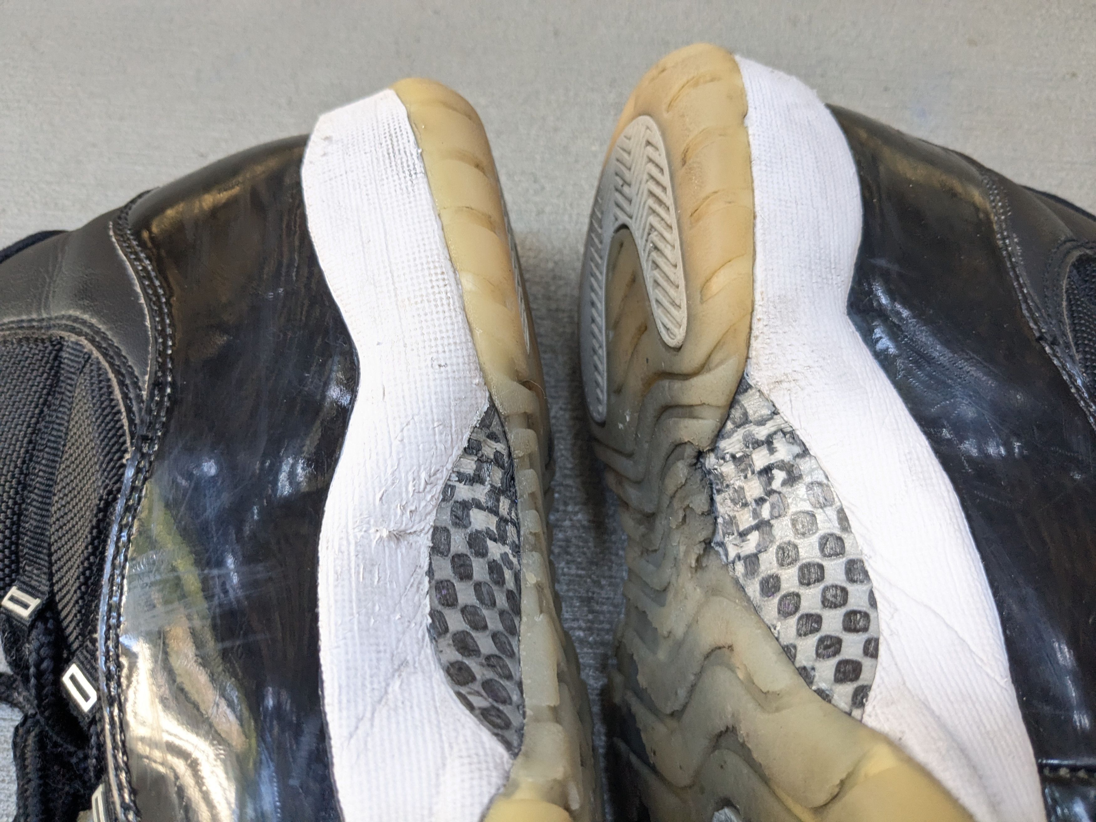 Jordan Brand Air Jordan 11 Retro 'Jubilee' 8 Black White CT8012-011 Size US 8 / EU 41 - 10 Thumbnail
