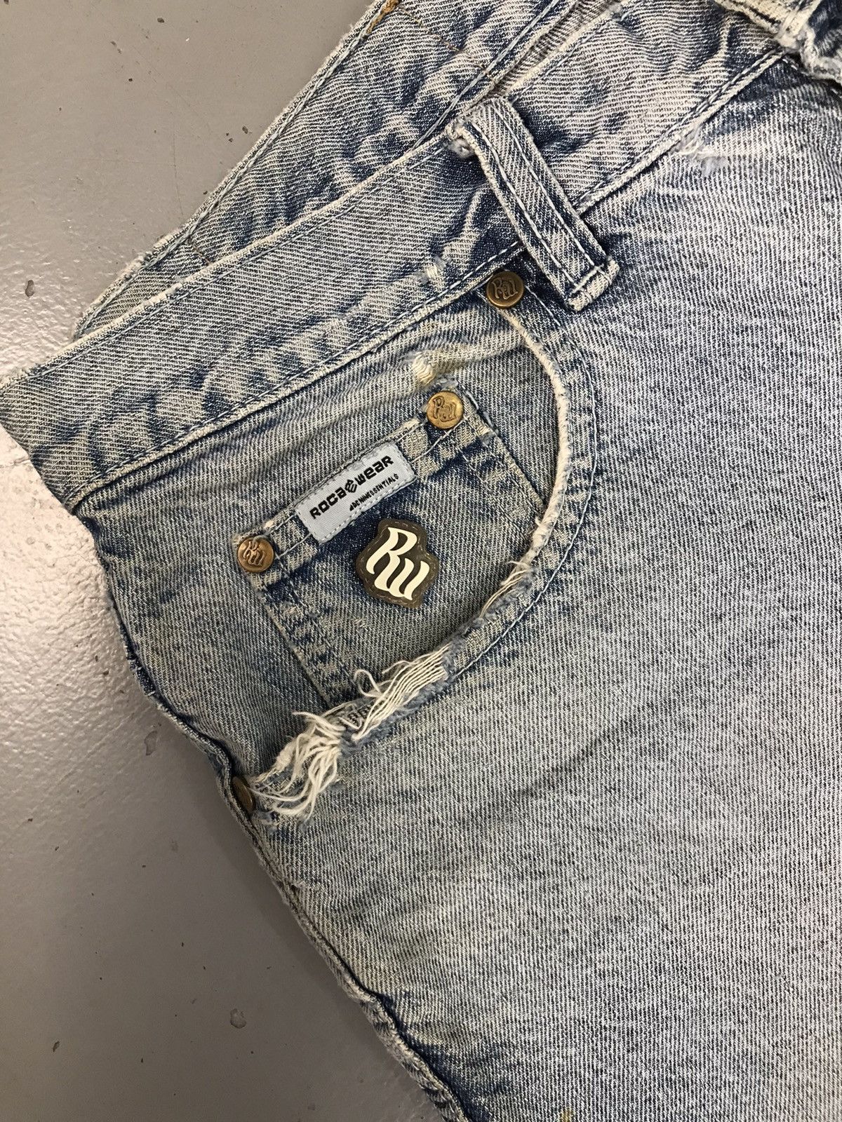 Rocawear Vintage rocawear skater denim jort Size US 34 / EU 50 - 6 Thumbnail