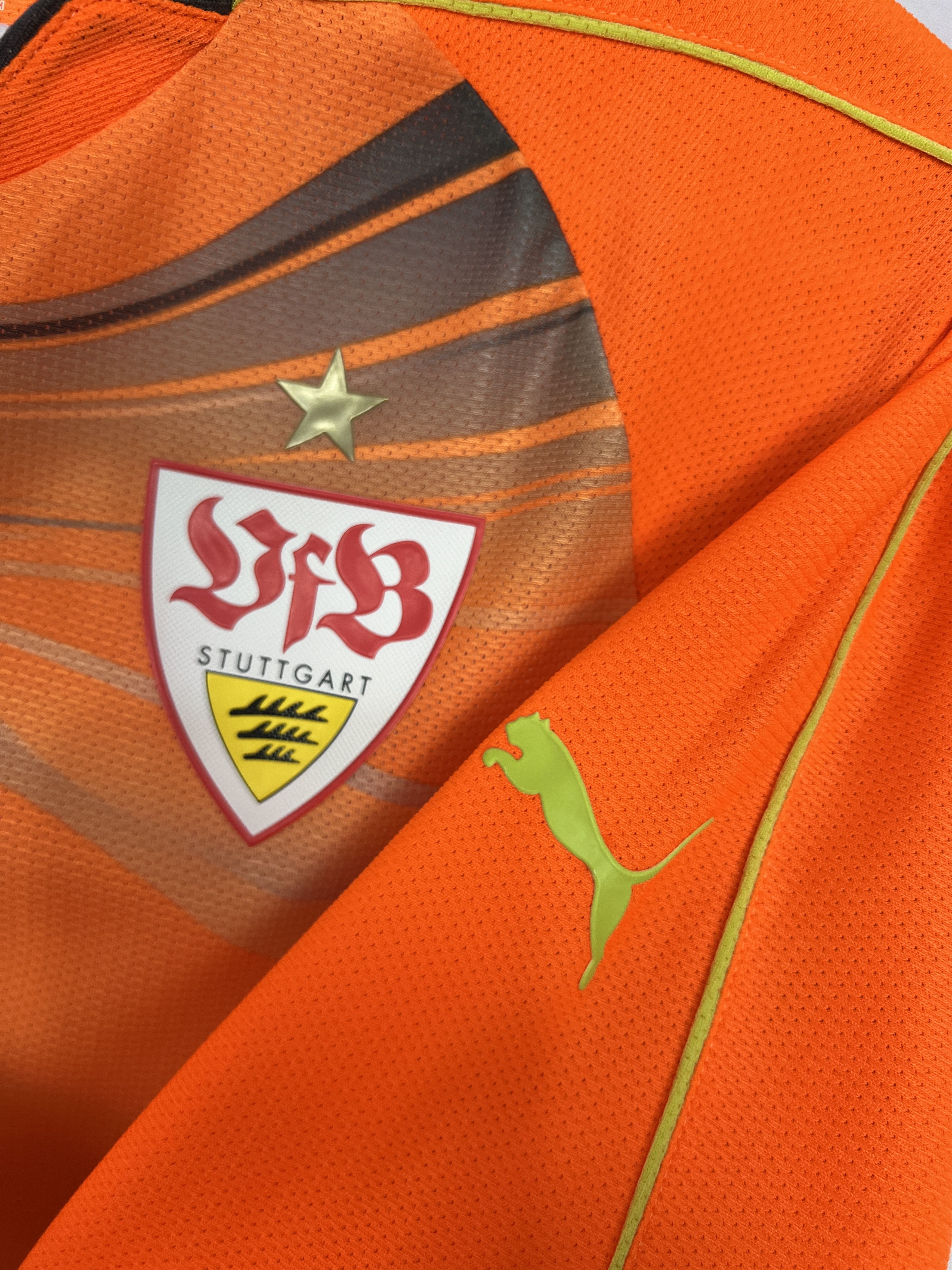 Puma VfB Stuttgart Goalkeeper football shirt 2010 Soccer Puma New Size US M / EU 48-50 / 2 - 4 Thumbnail