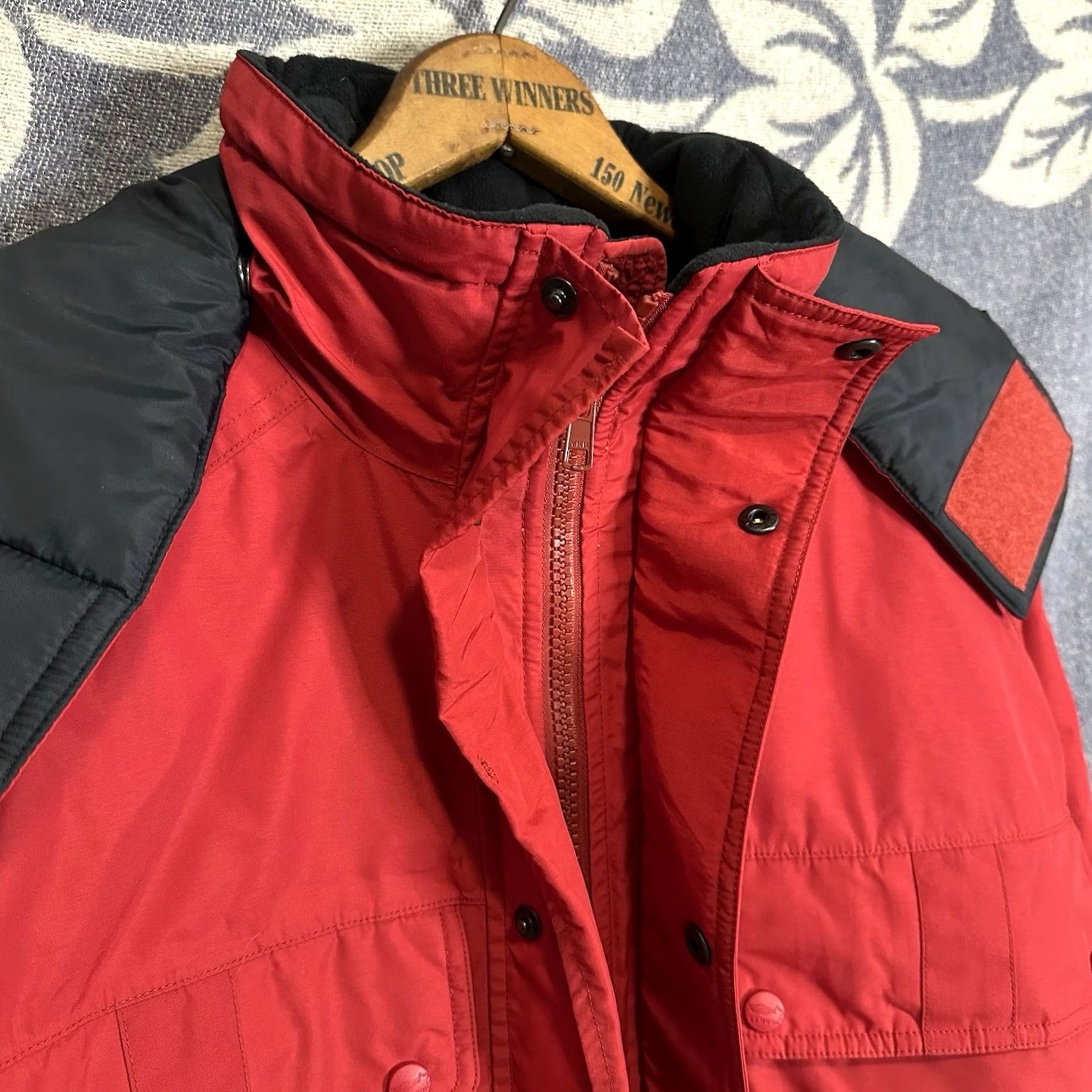 Vintage VINTAGE L.L. Bean Maine Wardens Parka Jacket Mens M Red Gore-Tex Thinsulate Regular Long Description: see notes Size US M / EU 48-50 / 2 - 2 Thumbnail