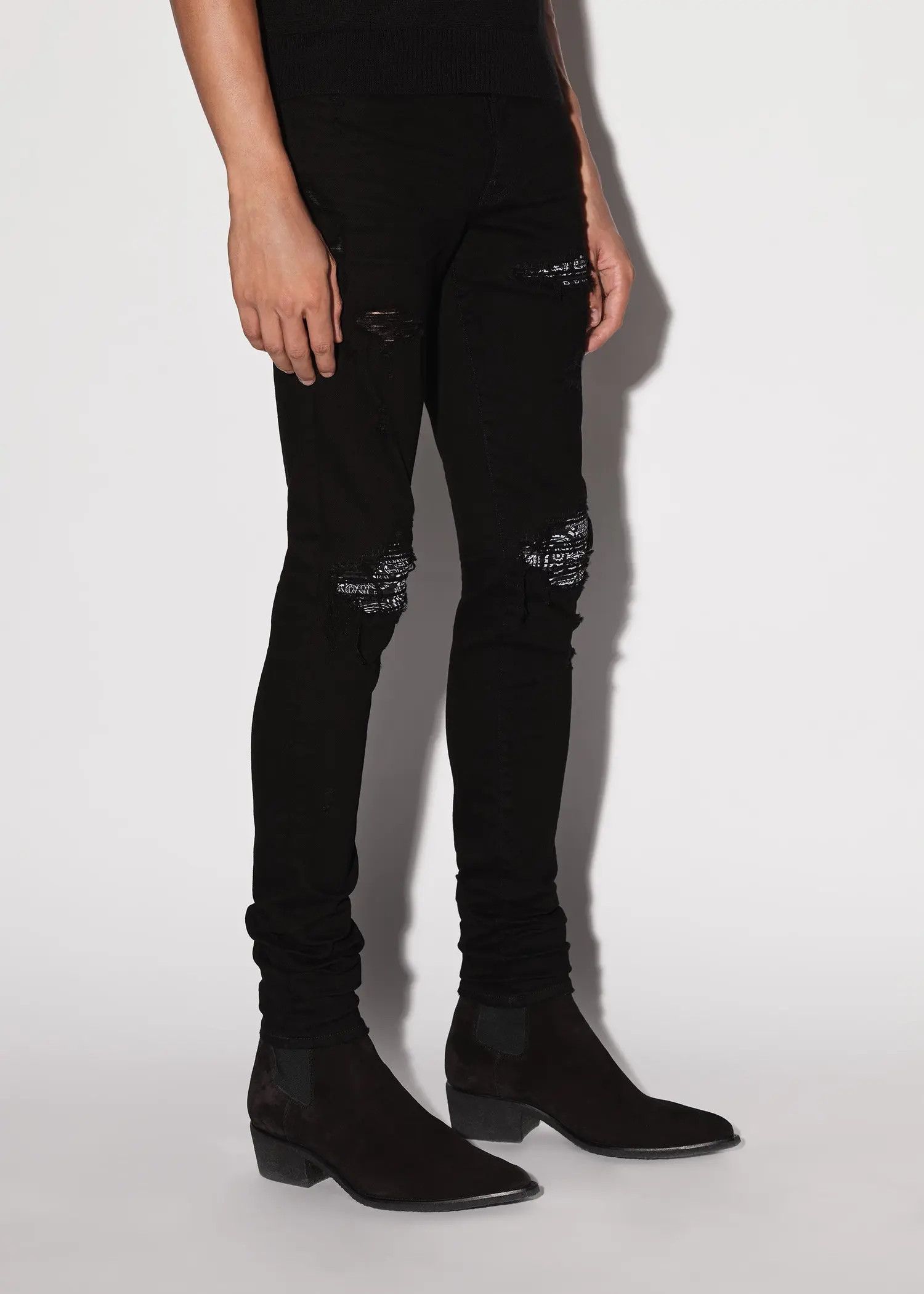 Amiri oc11z0526 MX1 Bandana Jeans in Black Size US 28 / EU 44 - 3 Thumbnail