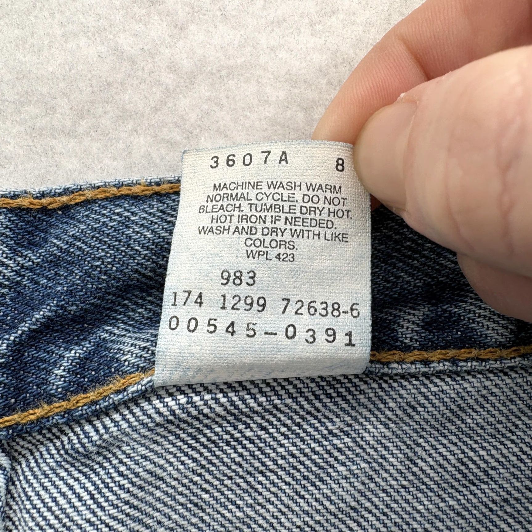 Levi's VINTAGE Levi's 545 Jeans Mens 42x34 Blue Medium Wash Denim Loose Fit Tapered Leg Size US 42 / EU 58 - 5 Thumbnail