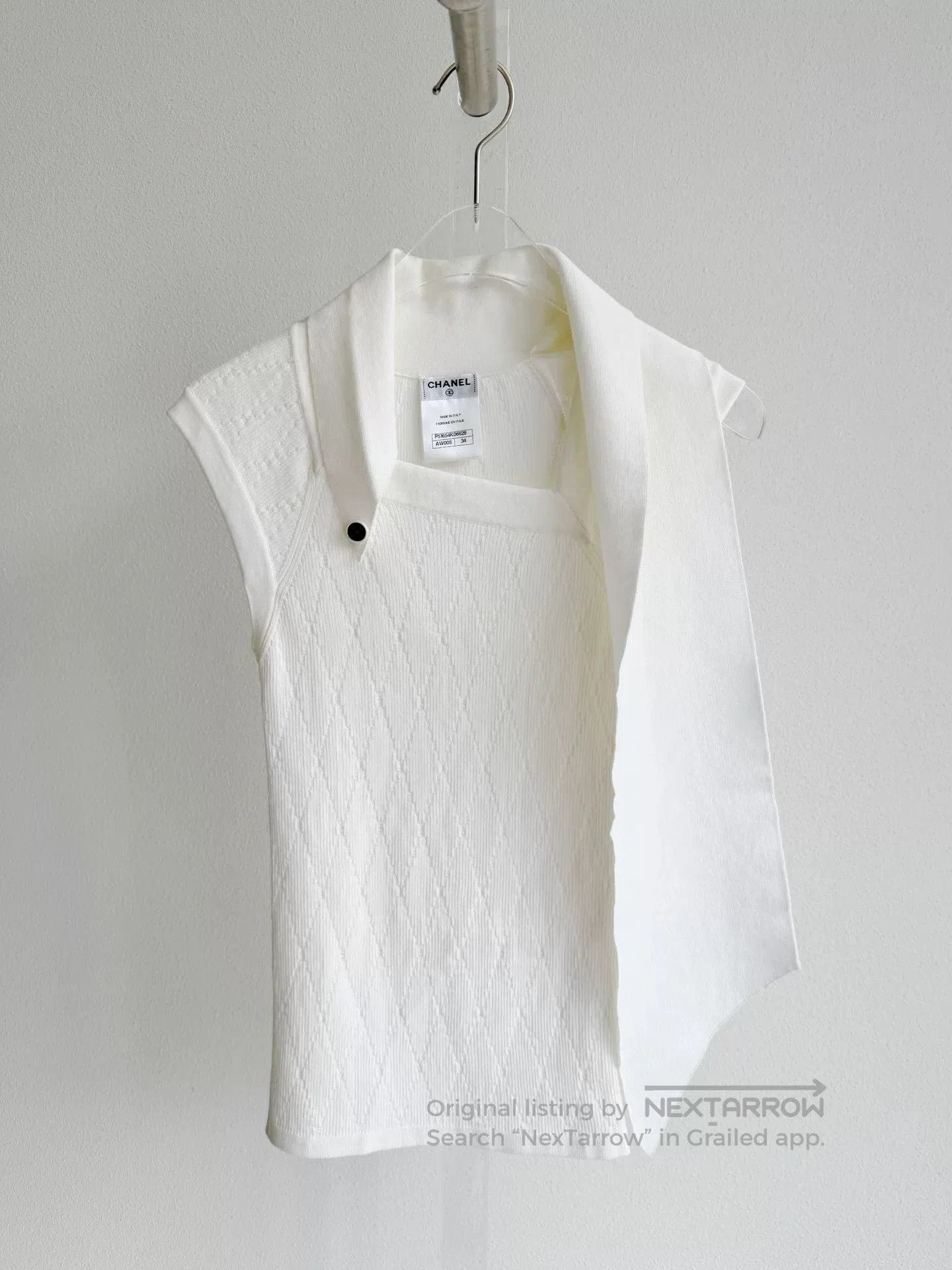 Chanel Chanel 15S Sleeveless Knit Top. Size XS / US 0-2 / IT 36-38 - 1 Thumbnail