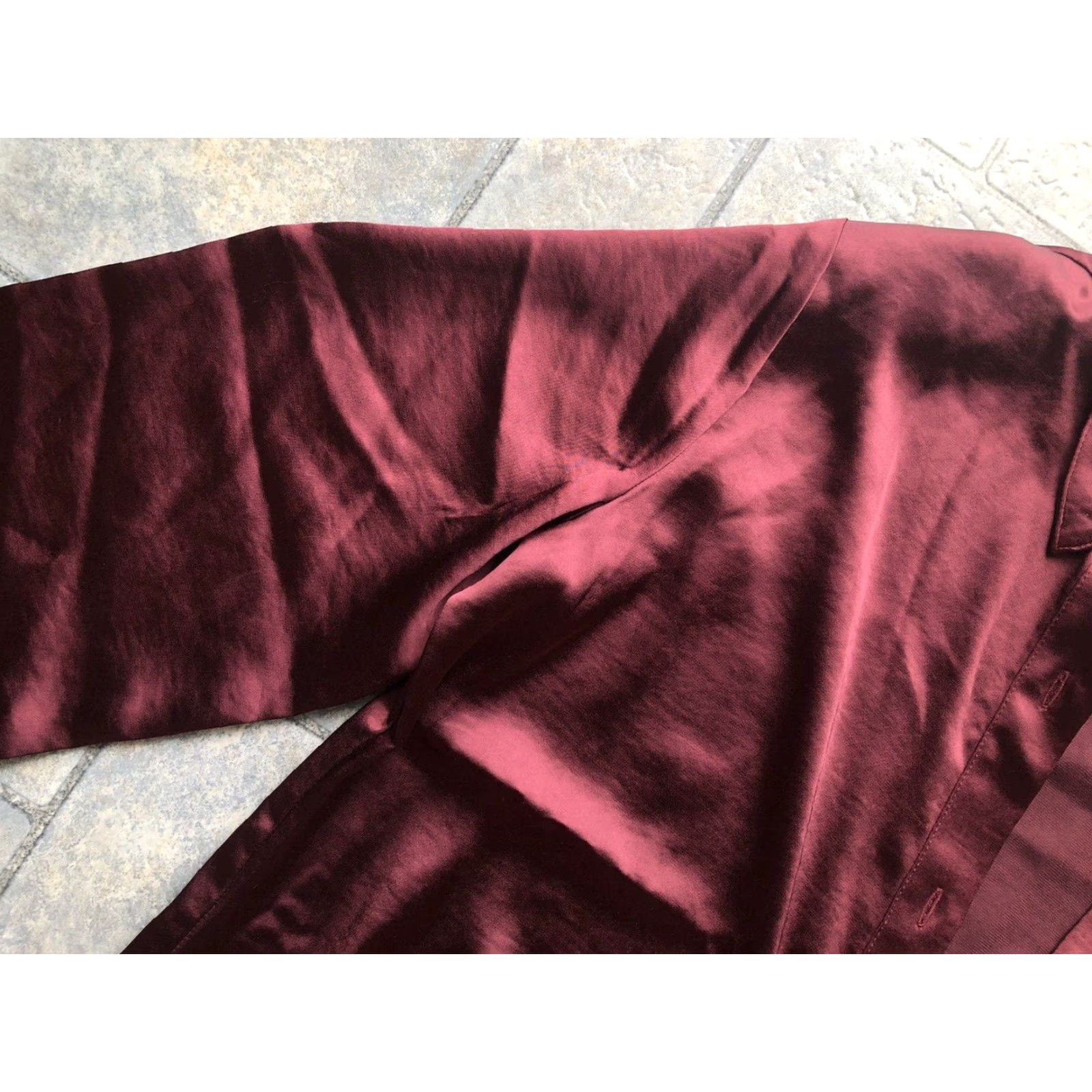 Express Express Button-Up Cropped Top Women M Red Long Sleeve 100% Polyester Spring Summer Fall Casual Party/Cocktail Travel Size M / US 6-8 / IT 42-44 - 5 Thumbnail