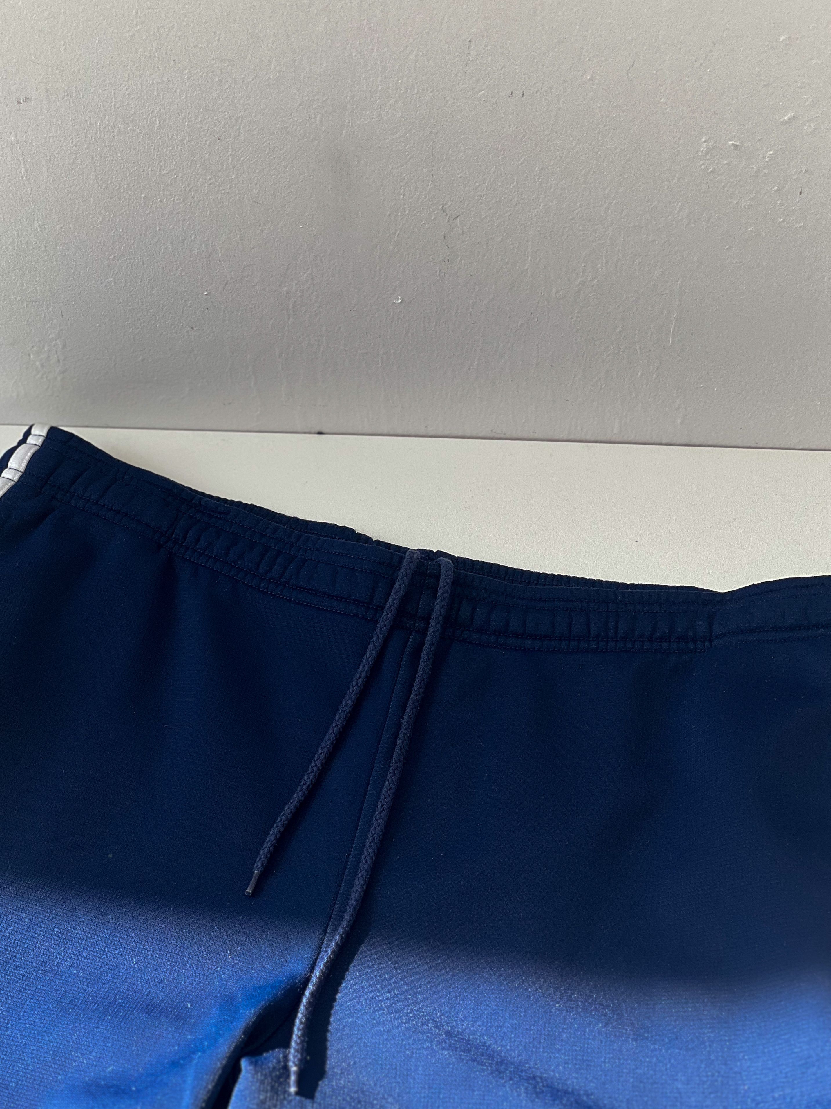 Adidas × Vintage Adidas vintage shorts Size US 34 / EU 50 - 2 Thumbnail