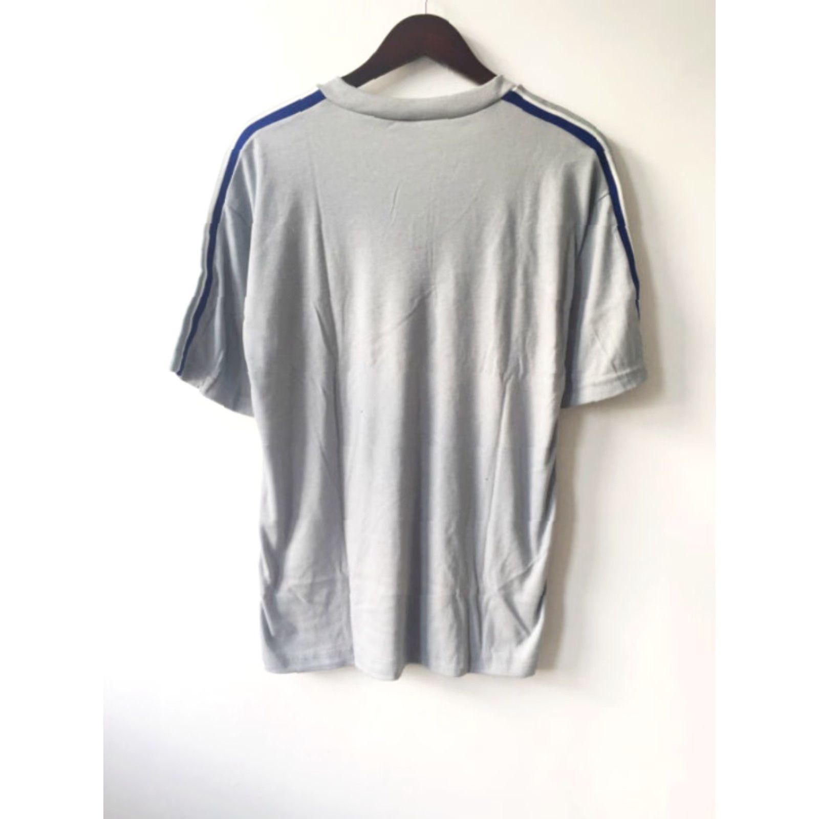 Russell Athletic VINTAGE Russell Athletic T-Shirt Mens Large V-Neck 90s Deadstock NWOT Gray 90s Mens Size US XL / EU 56 / 4 - 5 Thumbnail