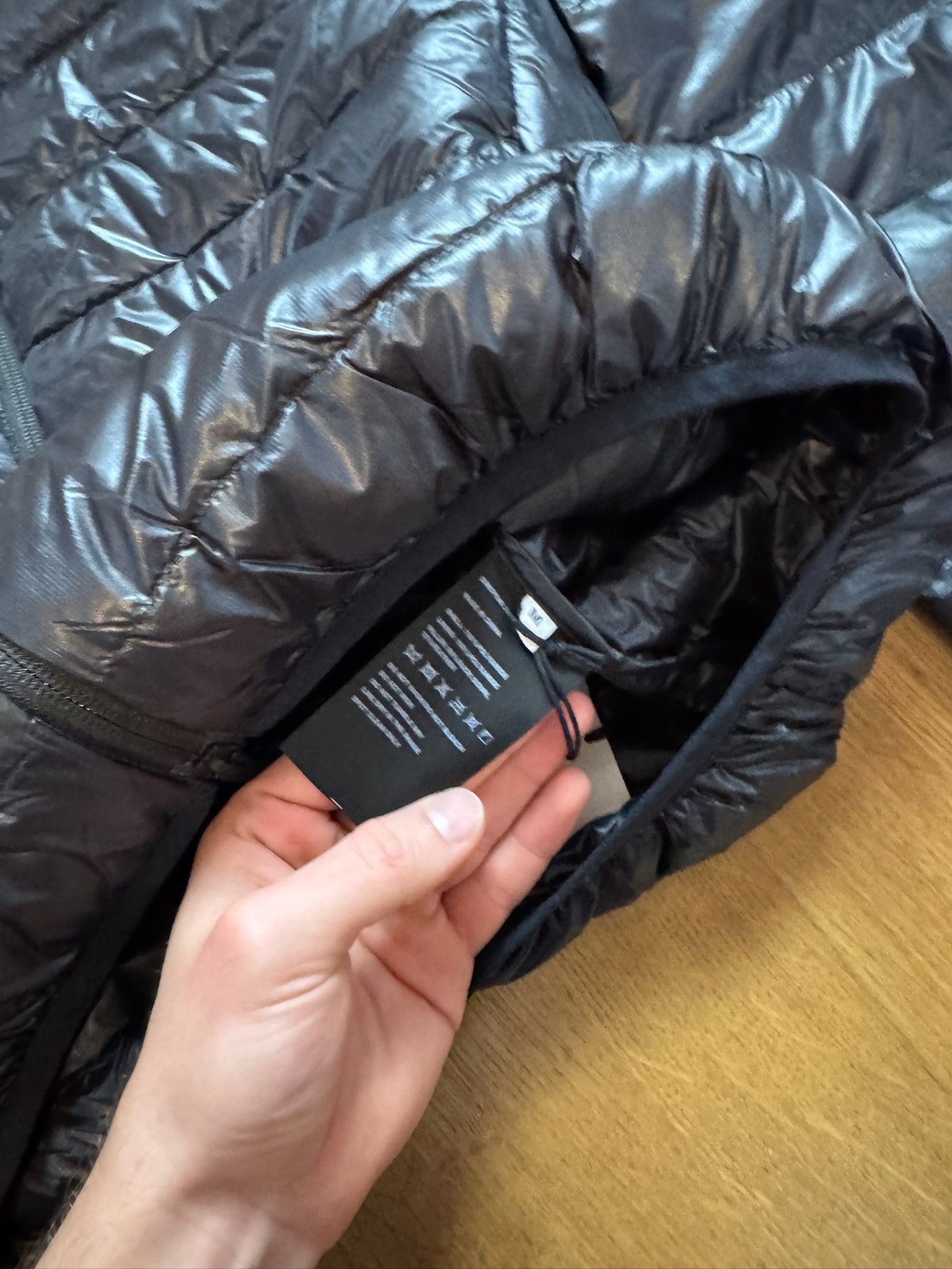 Dingyun Zhang Dingyun Zhang FW25 TN1 Light Puffer Size US M / EU 48-50 / 2 - 4 Thumbnail