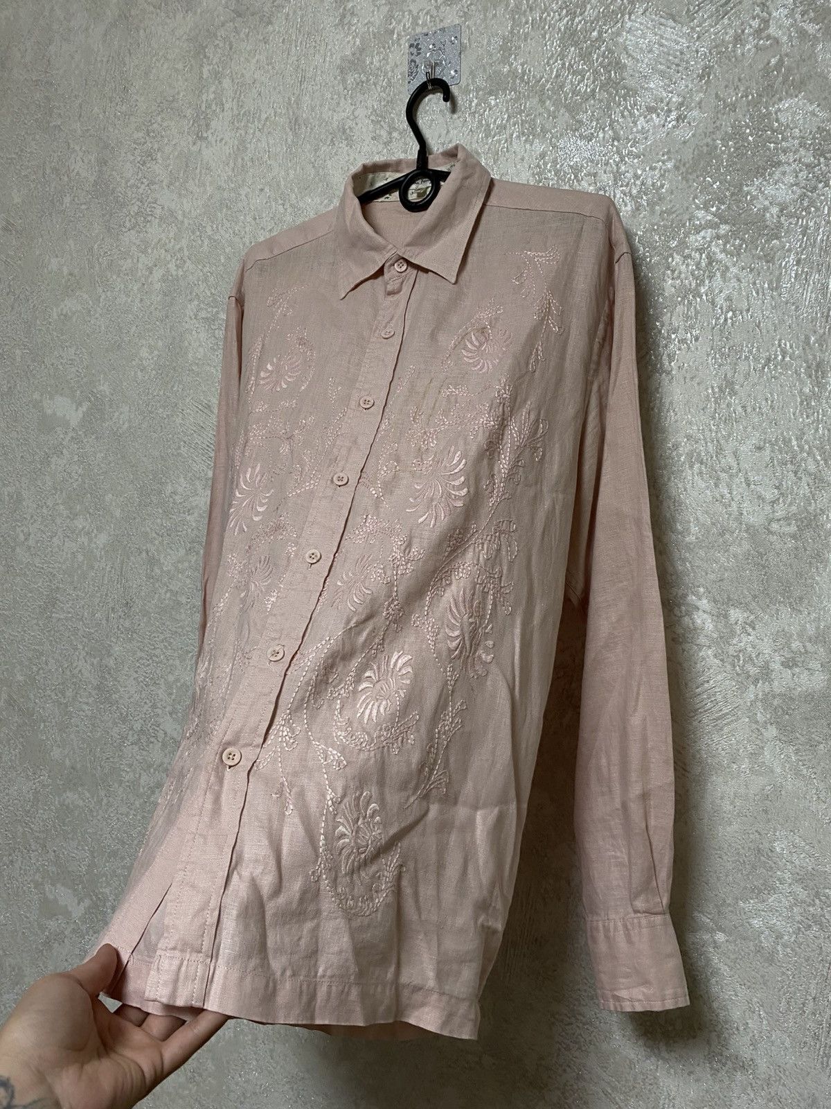 Salvatore Ferragamo Salvatore Ferragamo vintage linen floral shirt Size US M / EU 48-50 / 2 - 2 Thumbnail