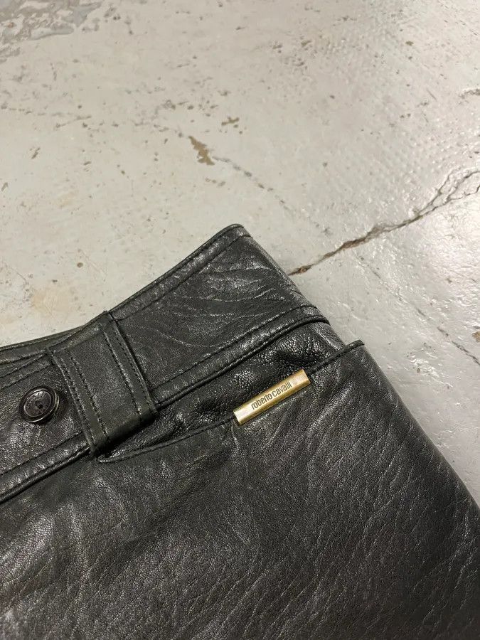Roberto Cavalli FW2000 Roberto Cavalli Black Low Waist Leather Pants Size US 32 / EU 48 - 6 Thumbnail