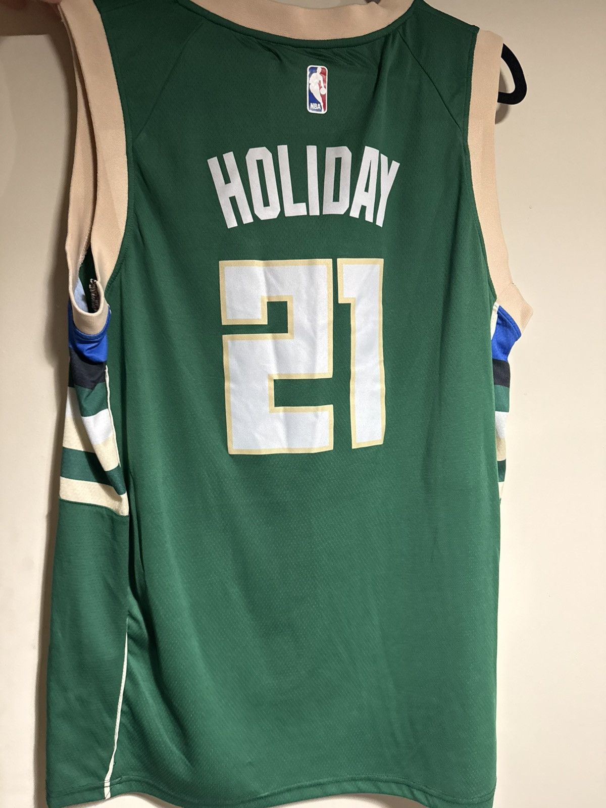 Nike Milwaukee Bucks Jersey Size US XXL / EU 58 / 5 - 1 Thumbnail