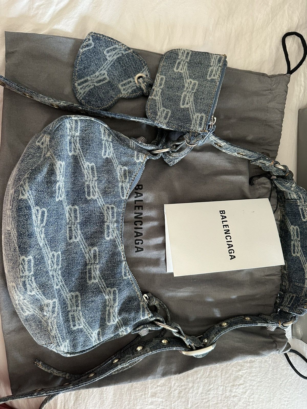 Balenciaga Balenciaga Le Cagole Shoulder Bag XS BB monogram denim blue Size ONE SIZE - 4 Thumbnail