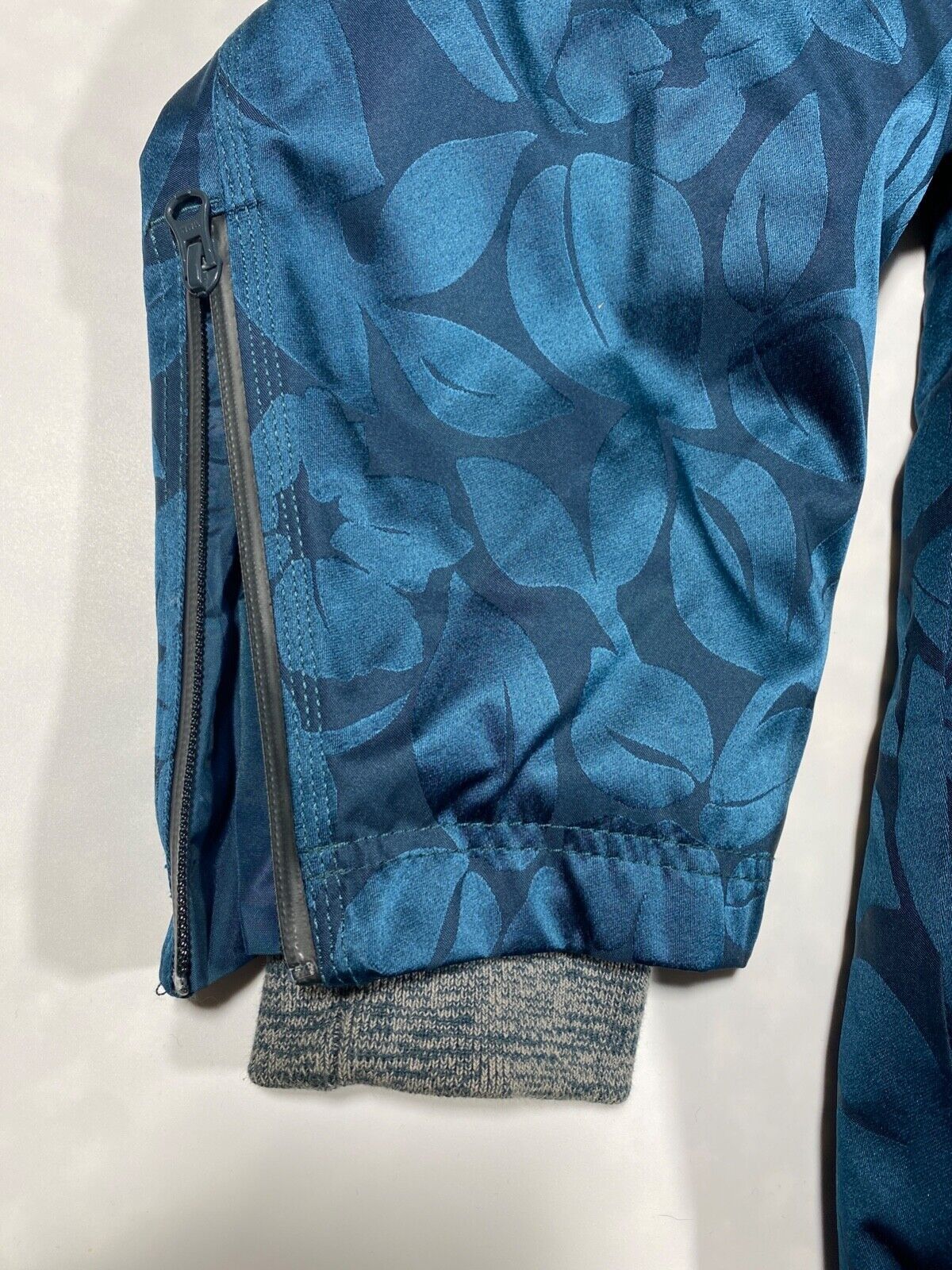 Stella McCartney Adidas Stella McCartney Ski Jacket Women’s Primaloft Size M / US 6-8 / IT 42-44 - 10 Thumbnail