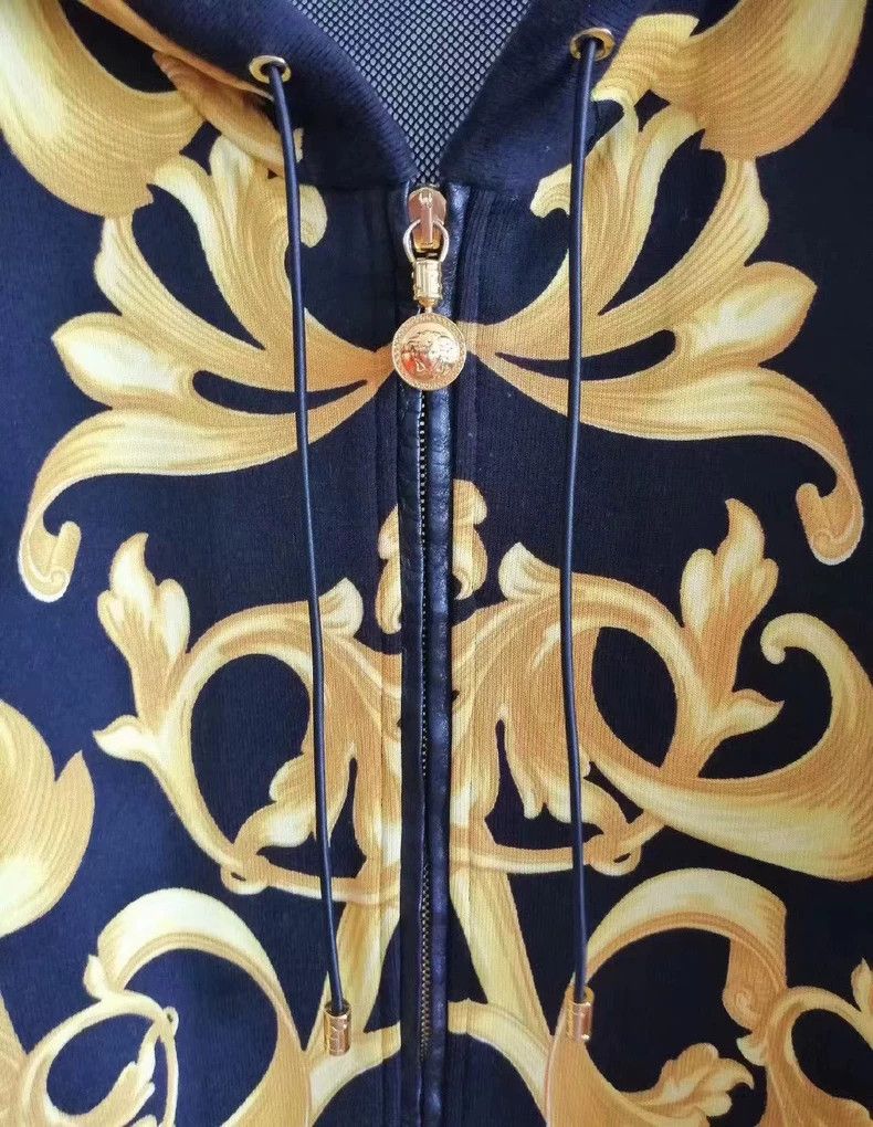 Versace Versace Black and gold jacket Size US L / EU 52-54 / 3 - 5 Thumbnail