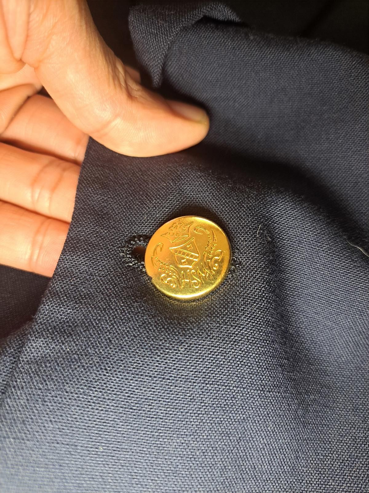 Hart Schaffner Marx Hart Schaffner Marx Blazer Mens 42R Navy Gold Buttons Wool Size 42R - 6 Thumbnail
