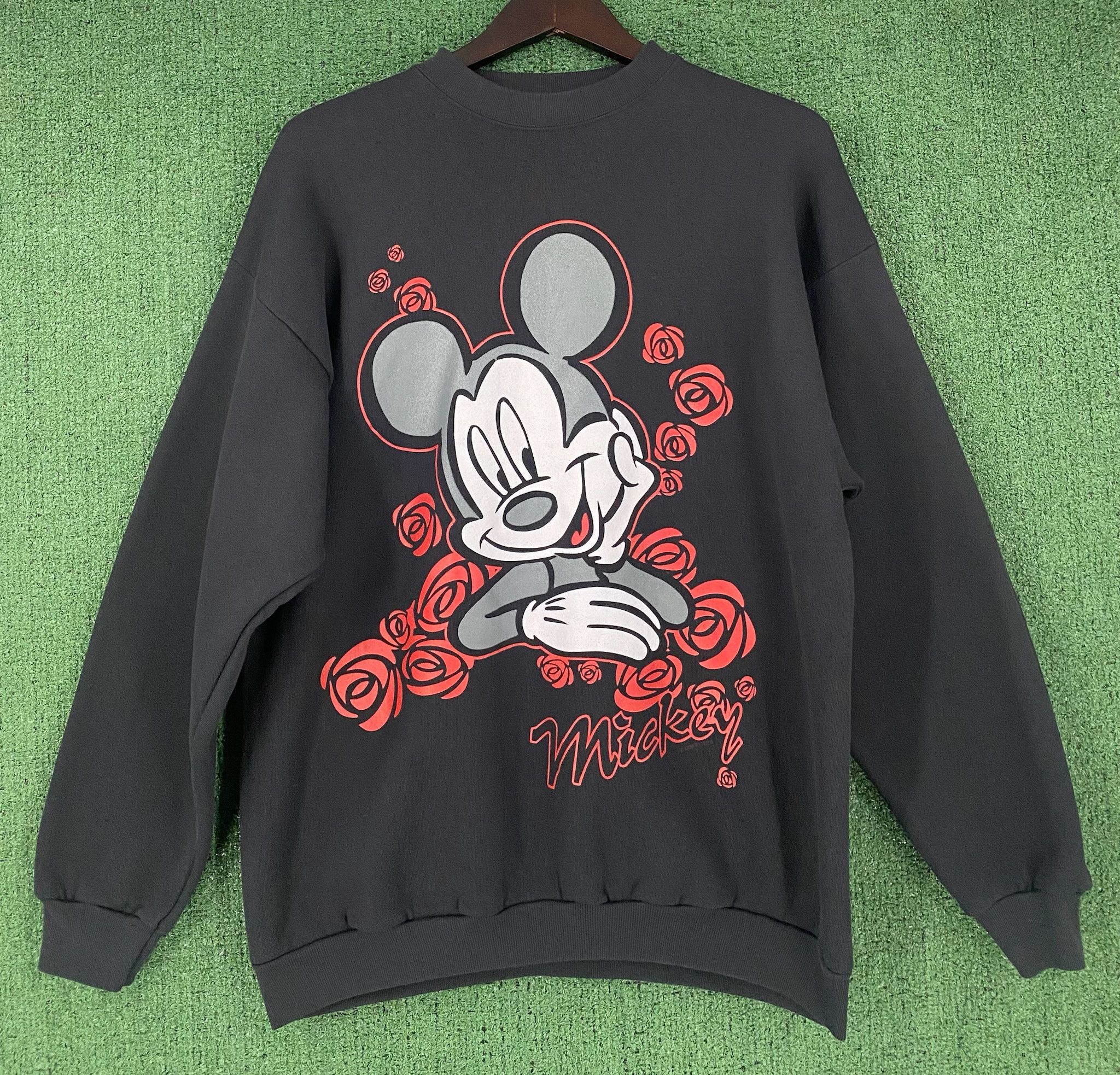 Disney 90’s Mickey Unlimited Mickey Mouse Roses Sweatshirt Large Size US L / EU 52-54 / 3 - 1 Thumbnail