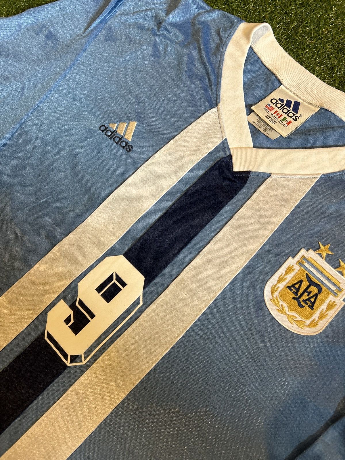 Adidas Argentina Batistuta Adidas Template Shirt Size US L / EU 52-54 / 3 - 5 Thumbnail