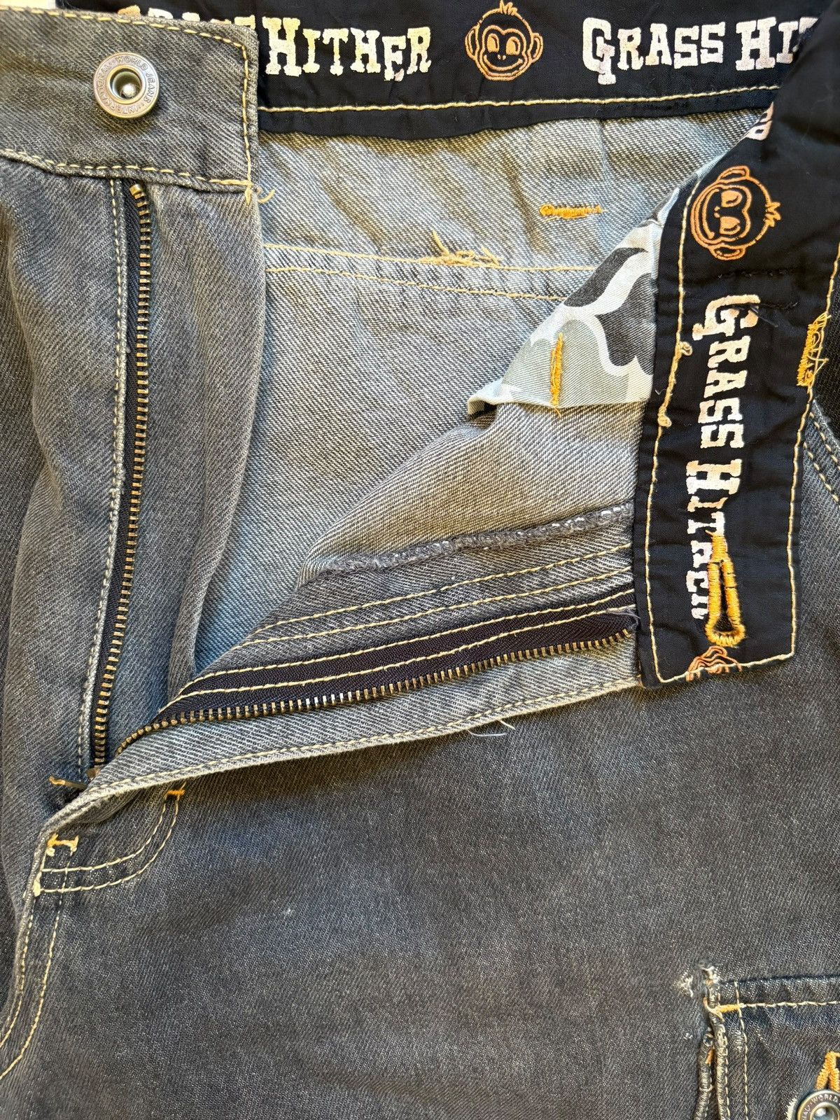Japanese Brand Vintage Japanese Brand Mud Wash Cargo Loose Baggy Jeans Size US 34 / EU 50 - 9 Thumbnail