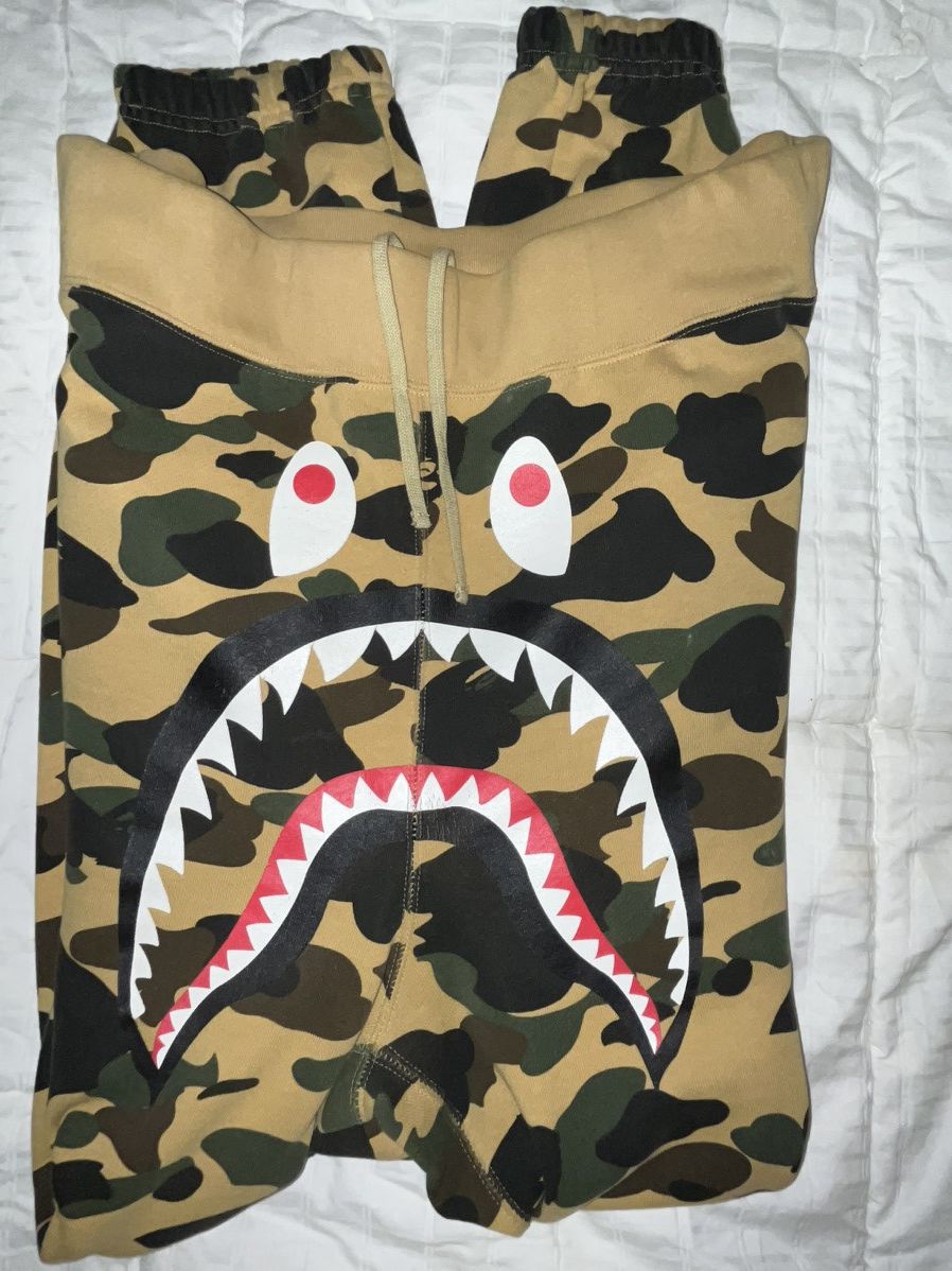 Bape A bathing ape 1st shark sweatpants Size US 36 / EU 52 - 4 Thumbnail