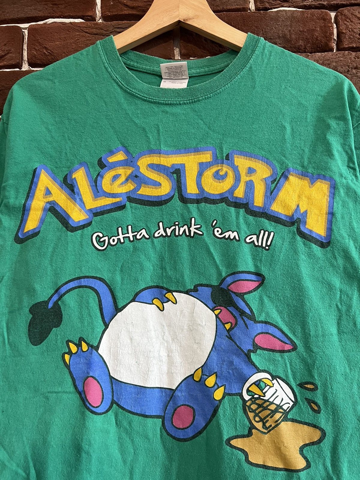 Vintage Vintage 00s Pokémon Parody Tee Gotta Drink Em All Medium Size US M / EU 48-50 / 2 - 2 Thumbnail