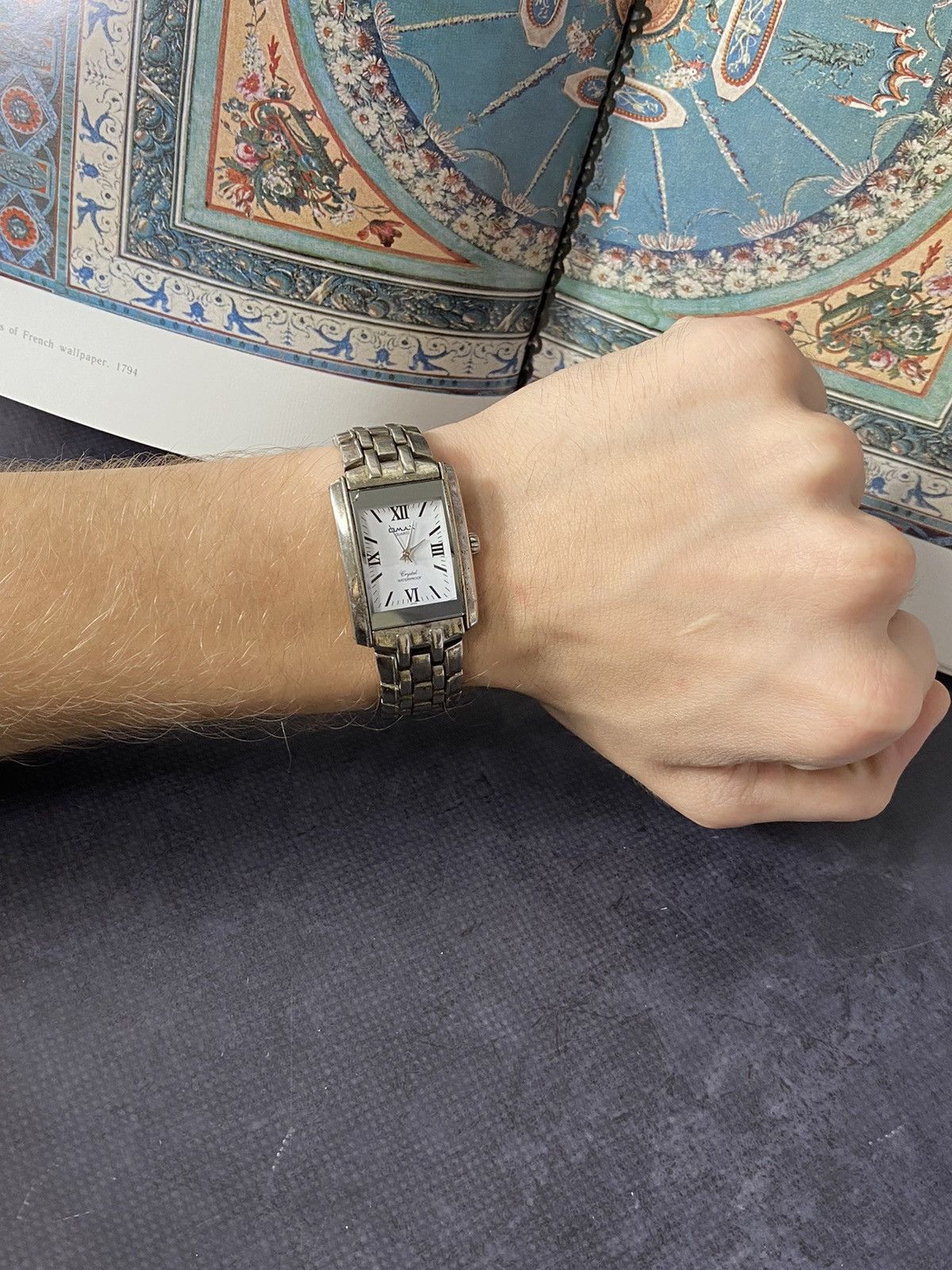 Japanese Brand OMAX Quartz Vintage Rectangular Watch Size ONE SIZE - 17 Thumbnail