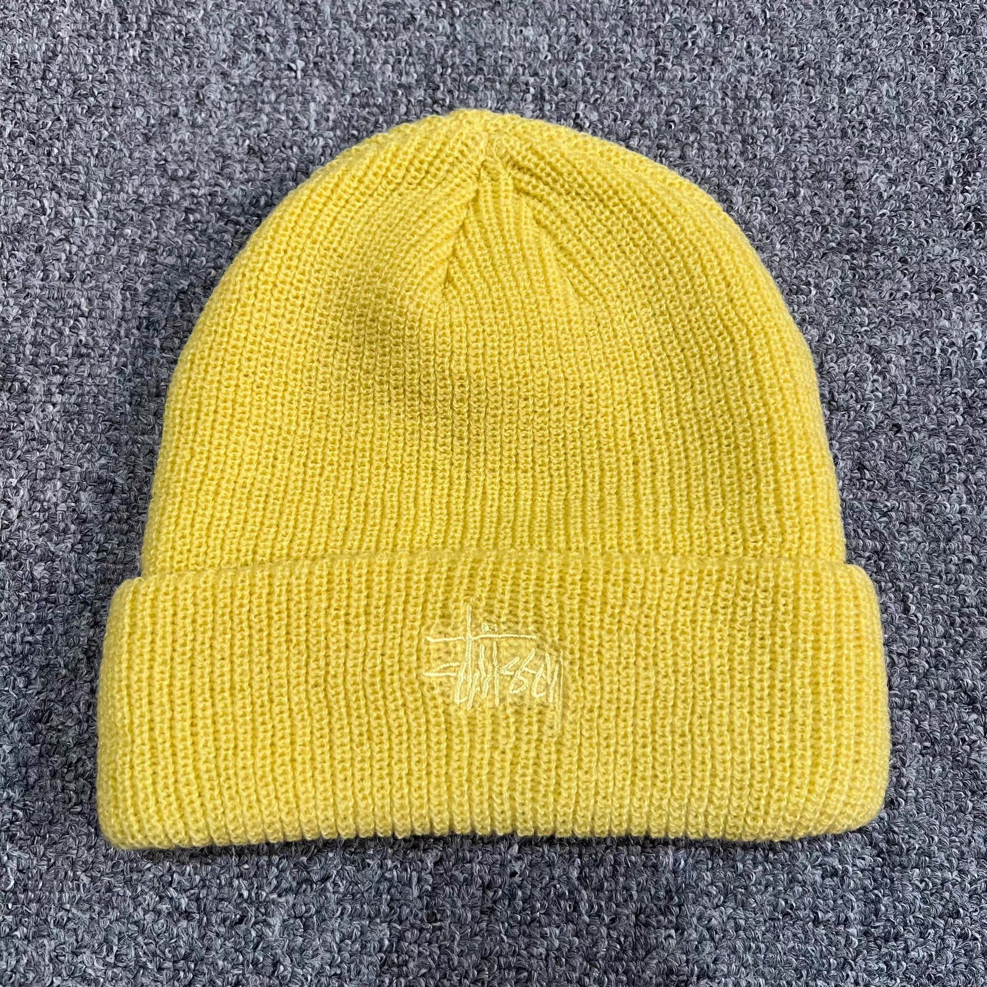 Stussy Stussy Classic Solid Color Logo Embroidered Knit Beanie Q7 Size ONE SIZE - 8 Thumbnail