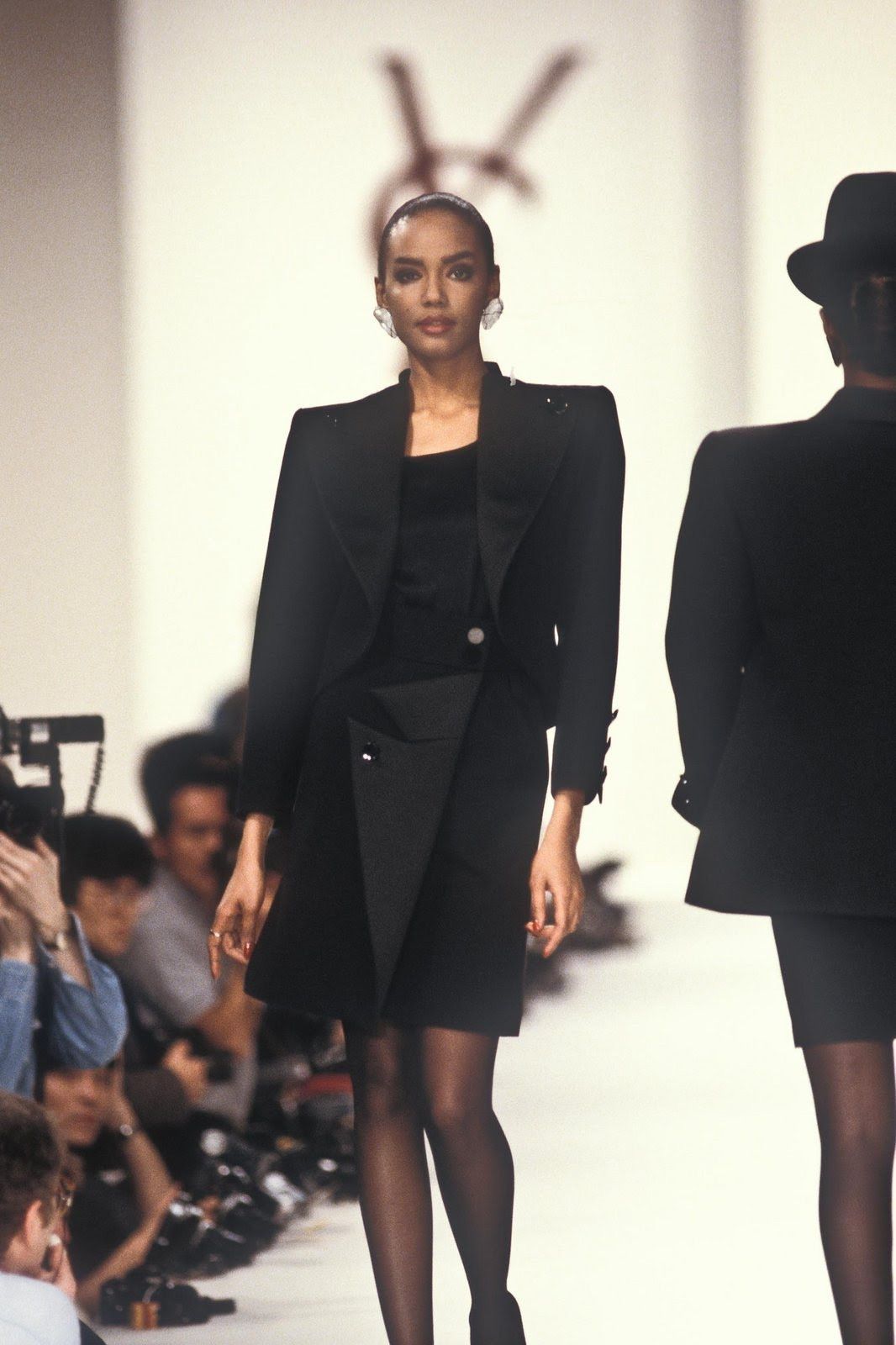 Yves Saint Laurent Fall 1988 Saint Laurent Rive Gauche 'Le Smoking' Skirt Size 23" - 2 Thumbnail