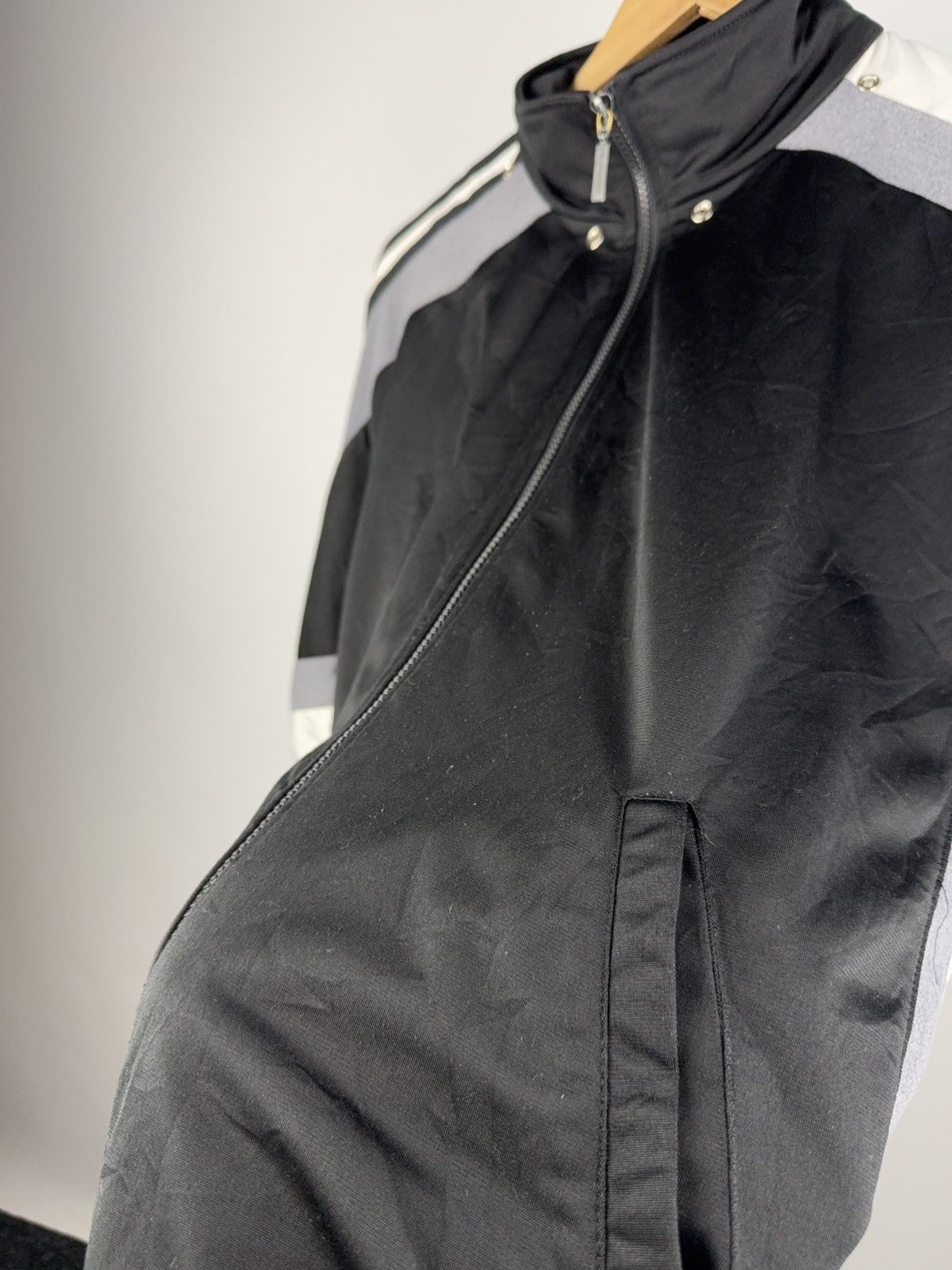 Adidas × Vintage Vintage 90s Adidas Track Vest Black Y2K Size US M / EU 48-50 / 2 - 7 Thumbnail