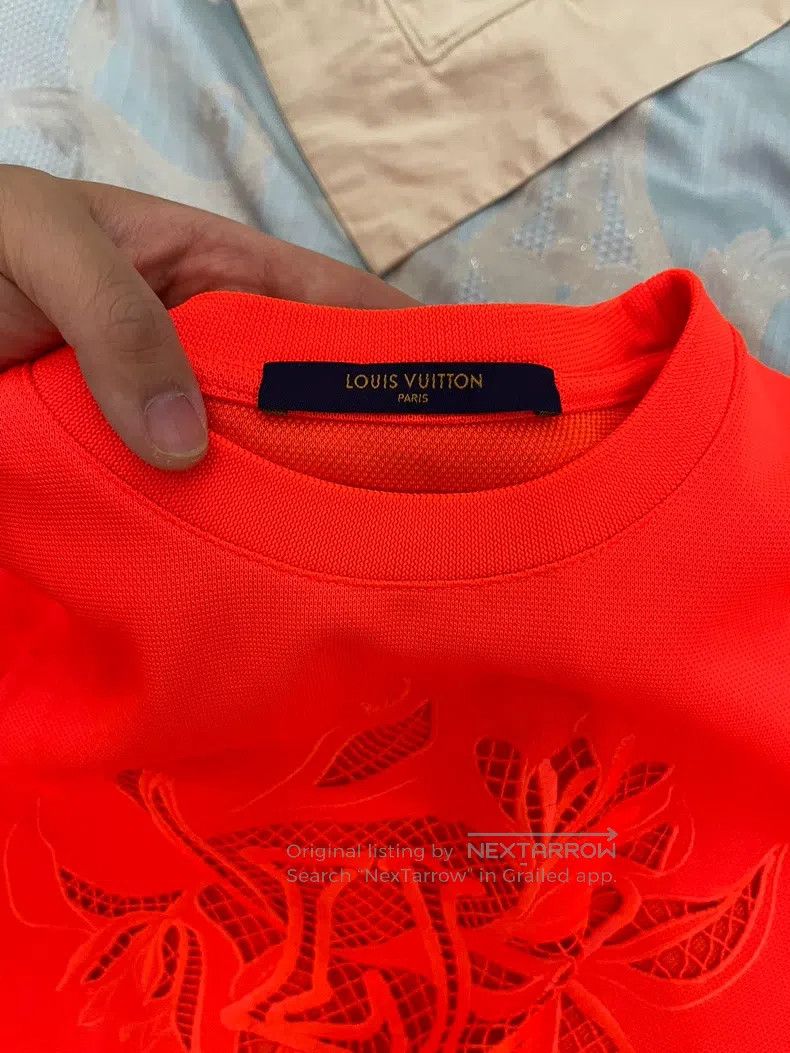 Louis Vuitton Louis Vuitton Embroidered cut-out design short sleeves Size US XS / EU 42 / 0 - 5 Thumbnail