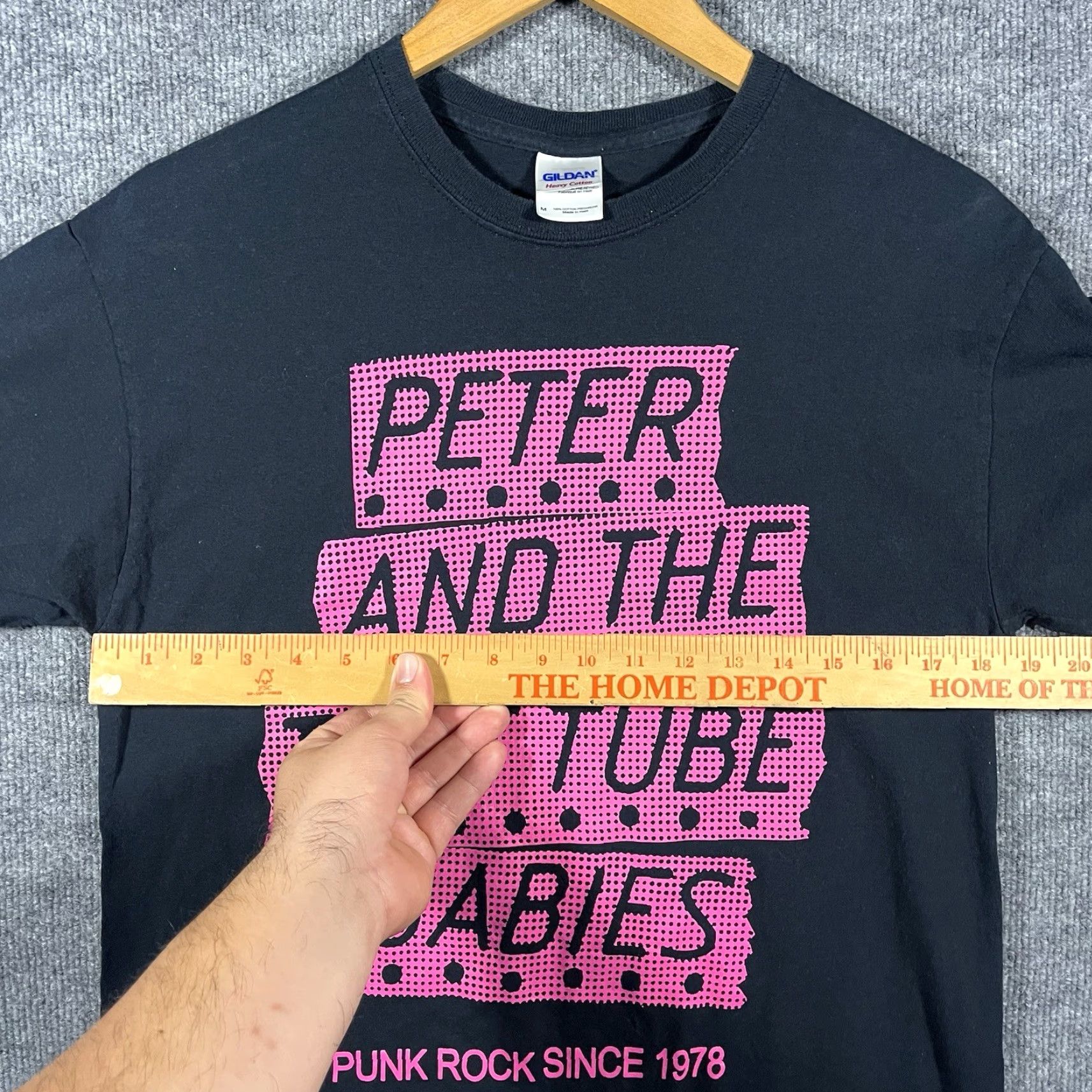Gildan VINTAGE Peter And The Test Tube Babies T Shirt Tour 2014 Punk Rock Band Merch Medium Black Mens M Vtg Size US M / EU 48-50 / 2 - 4 Thumbnail