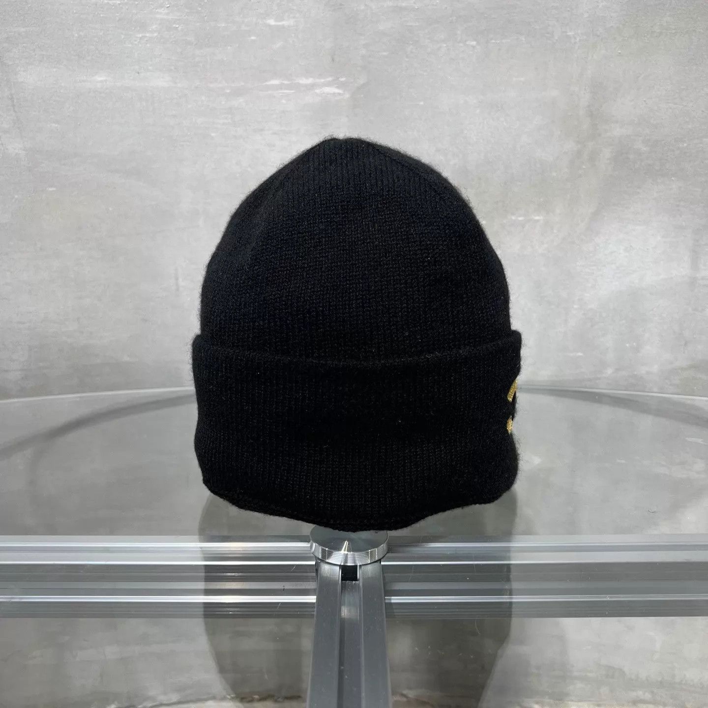 Chanel Chanel Gold CC Embroidered Logo Beanie New Size ONE SIZE - 2 Thumbnail