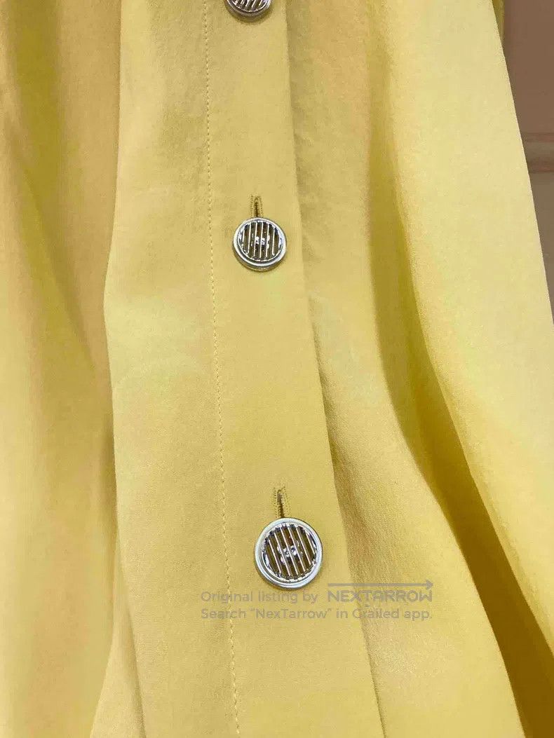 Chanel Chanel Bright yellow off-the-shoulder shirt Size XS / US 0-2 / IT 36-38 - 8 Thumbnail