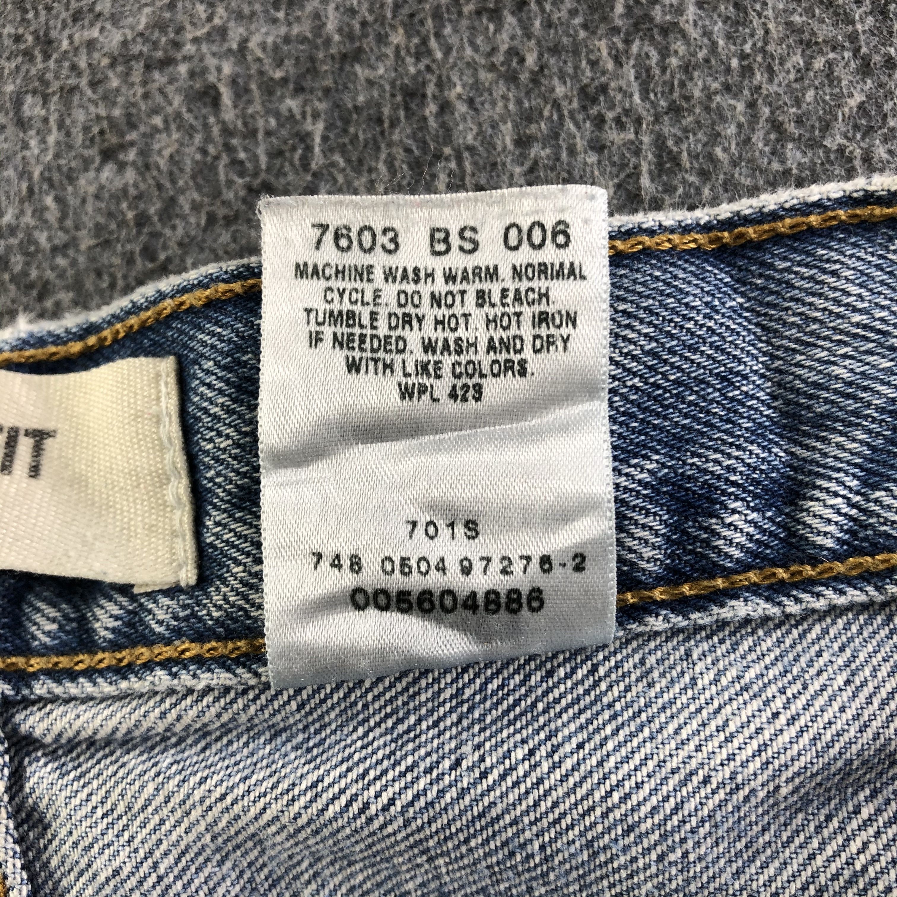 Levi's Vintage Blue Wash Levis 560 Jeans-J4393 Size US 39 - 12 Thumbnail