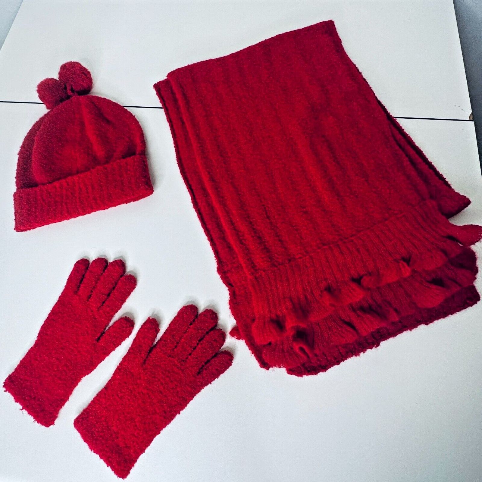 Other NWOT Moda Intl Red Ribbed Hat Scarf Gloves Set Pom Poms OS Size ONE SIZE - 12 Thumbnail
