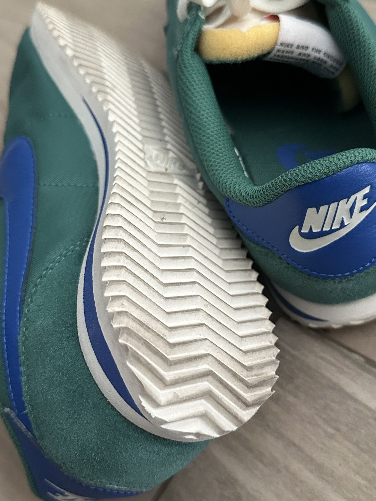 Nike Nike Cortez Nylon (Green/Blue) Size US 7.5 / IT 37.5 - 5 Thumbnail