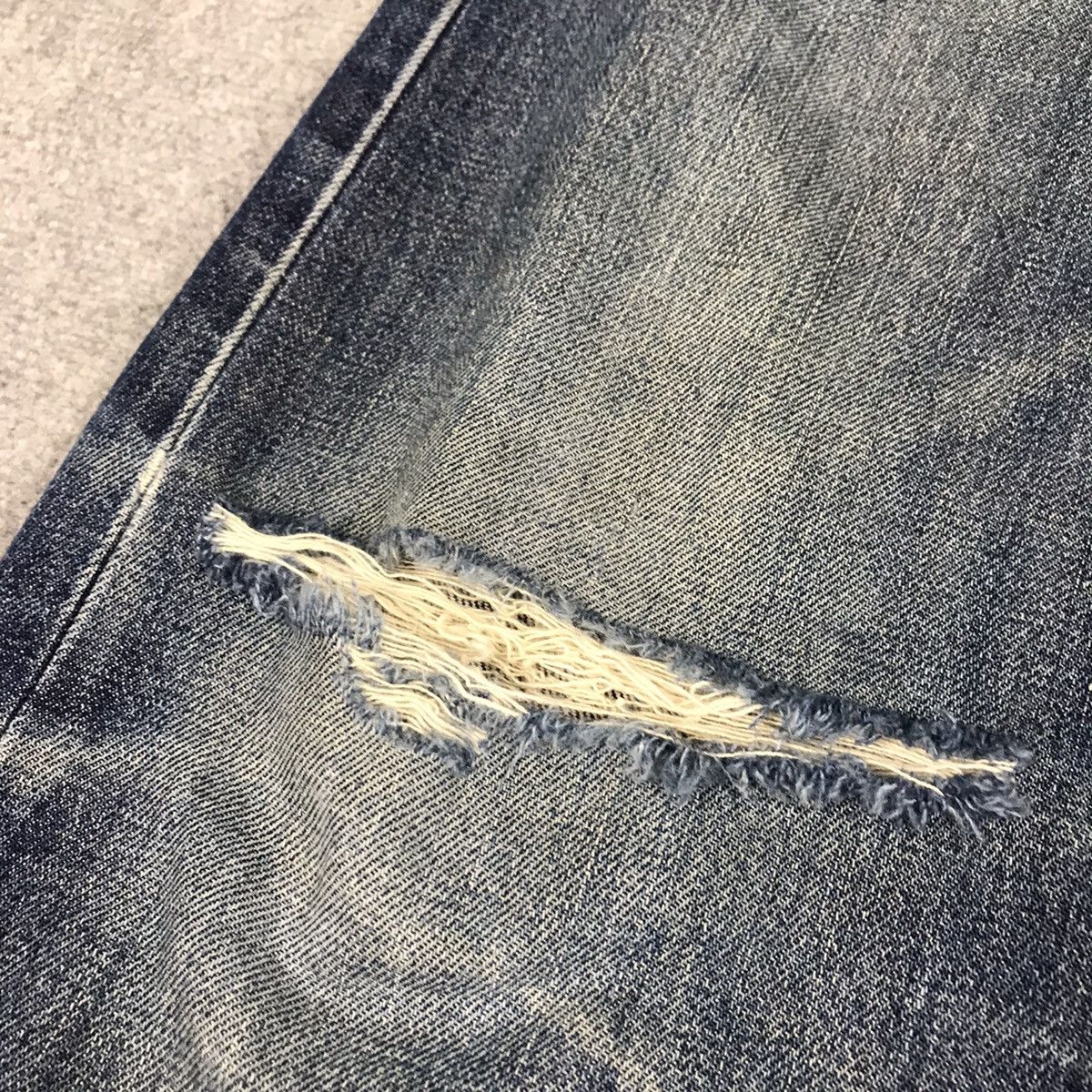 Japanese Brand × Levi's Vintage Clothing Levi’s 551Z Big E Selvadge Denim Distressed Jeans Pants Size US 30 / EU 46 - 5 Thumbnail