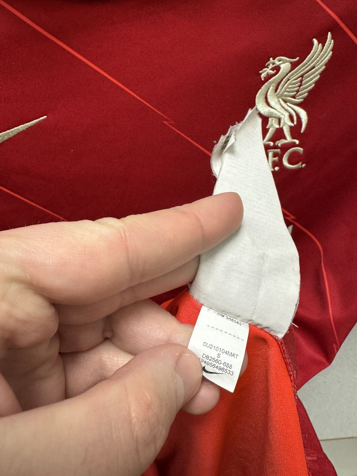 Nike Liverpool nike soccer jersey standard charteres S sz Size US S / EU 44-46 / 1 - 6 Thumbnail