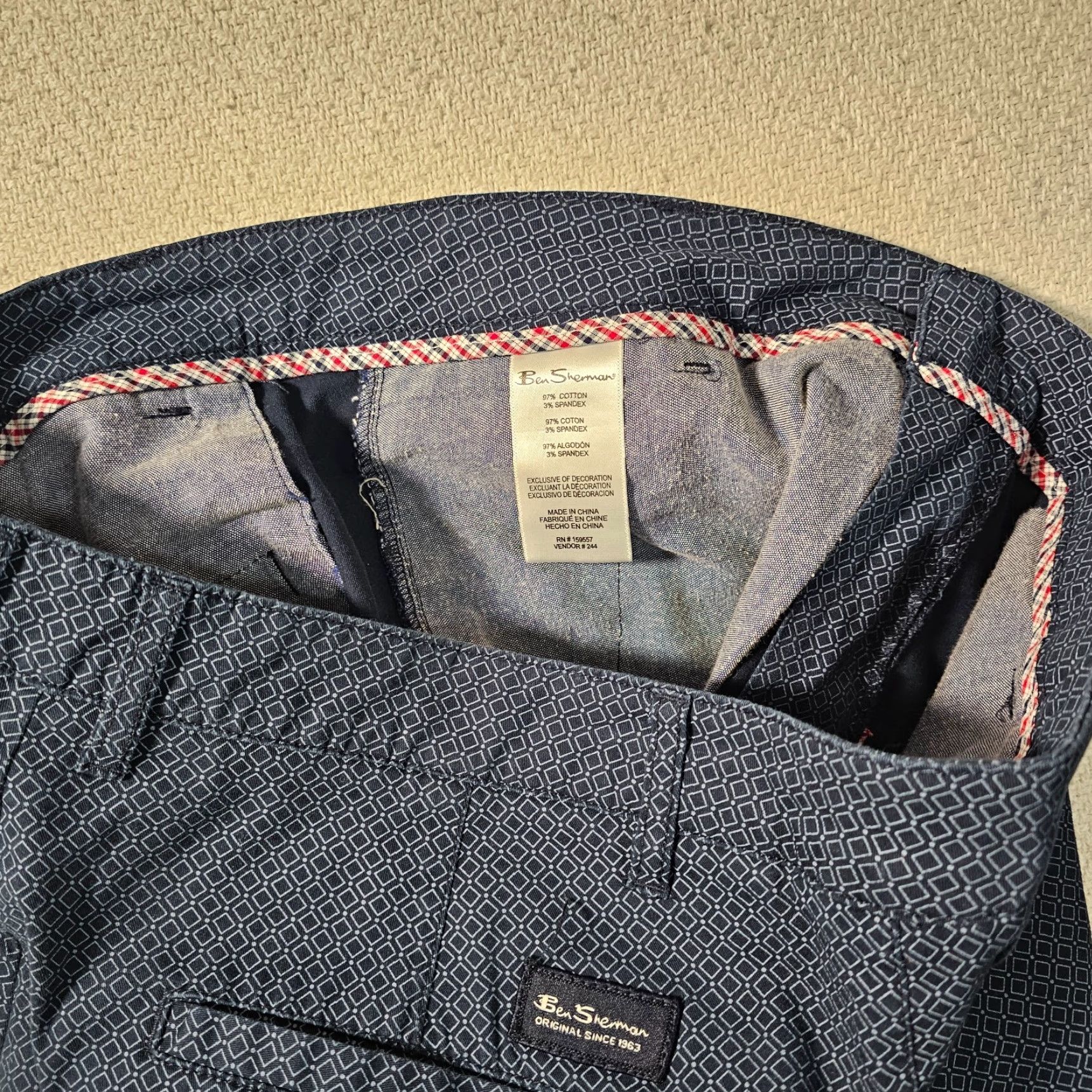 Ben Sherman BEN SHERMAN Stretch Fit Chino Shorts Geometric Blue 34 Mens Size US 34 / EU 50 - 3 Thumbnail