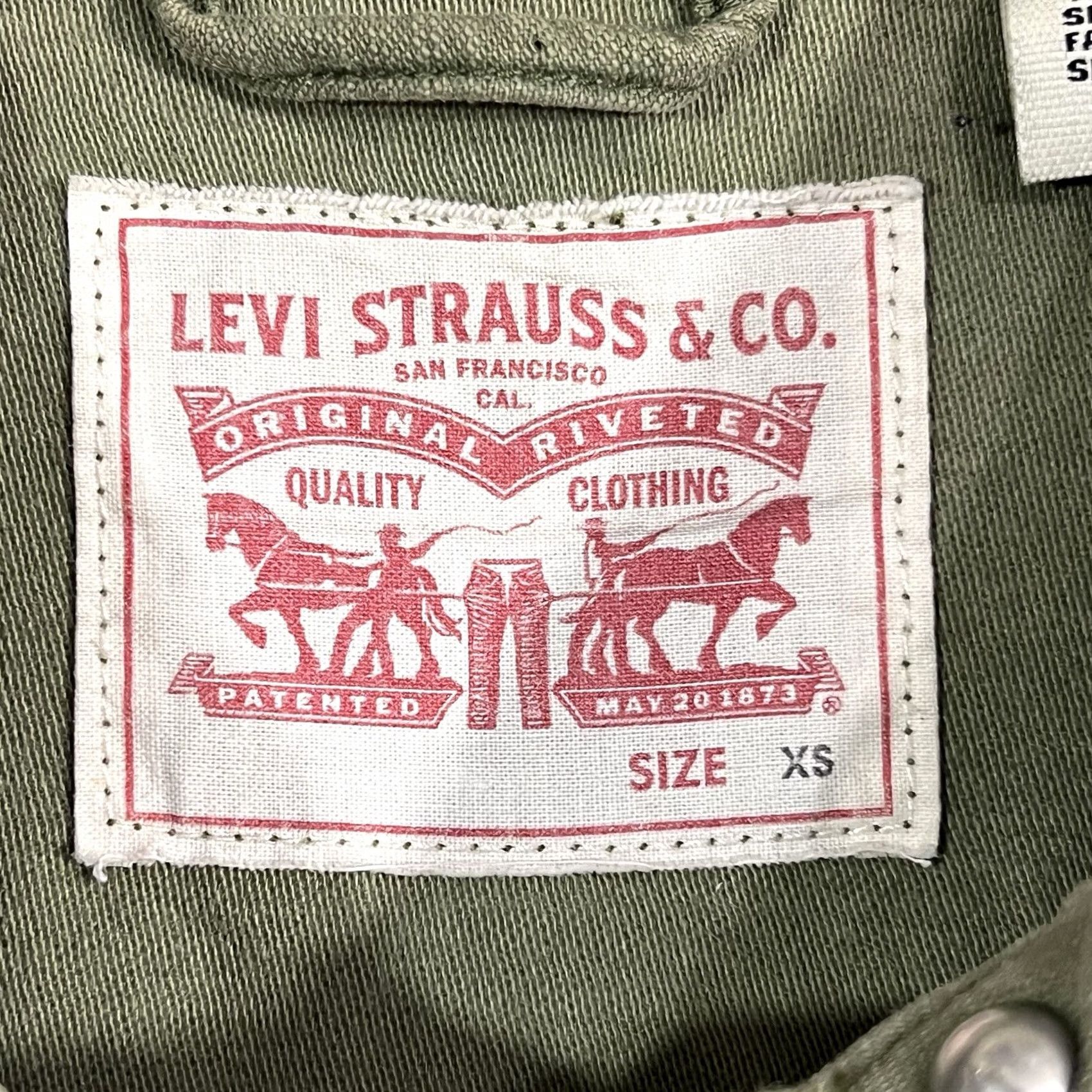 Olive Levis Shirt Womens XS Jacket Women Size Olive Studded Army Collar Studs Shacket Size XS / US 0-2 / IT 36-38 - 4 Thumbnail