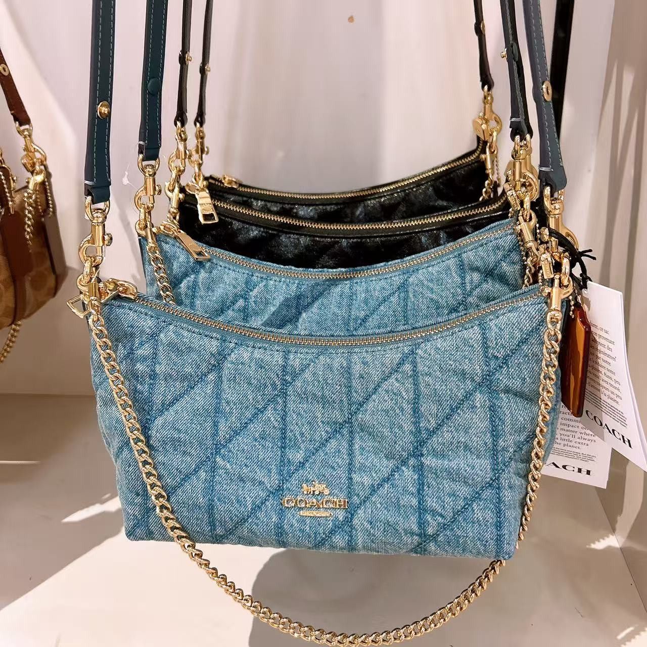 Coach Caitlin Shoulder Bag With Quilting CDZ89 Size ONE SIZE - 2 Thumbnail